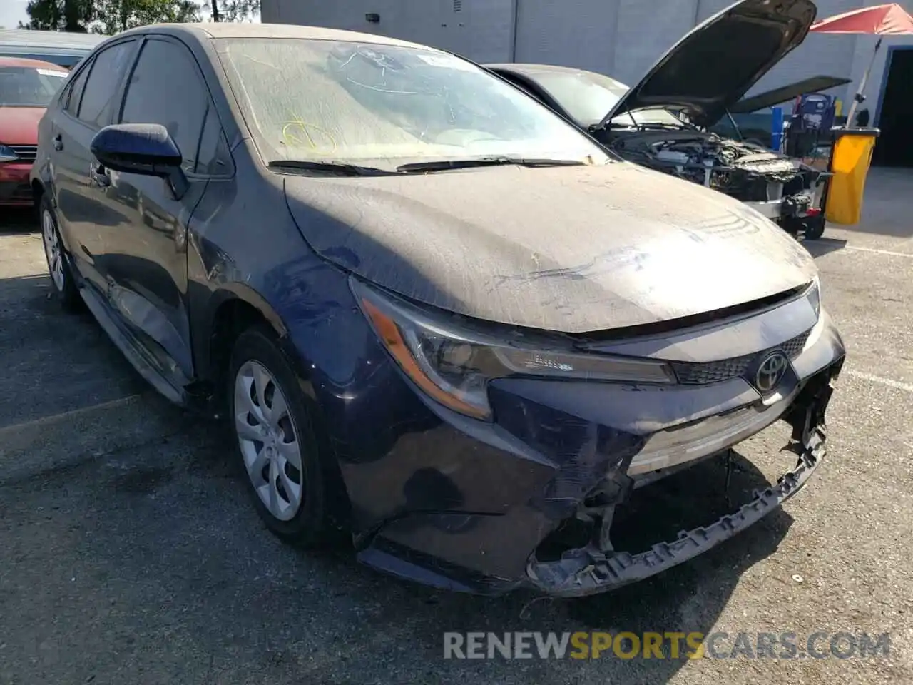 1 Photograph of a damaged car JTDEPRAE7LJ077673 TOYOTA COROLLA 2020