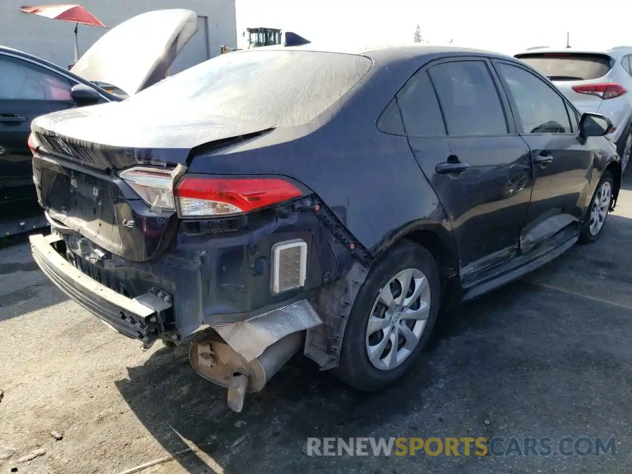 4 Photograph of a damaged car JTDEPRAE7LJ077673 TOYOTA COROLLA 2020