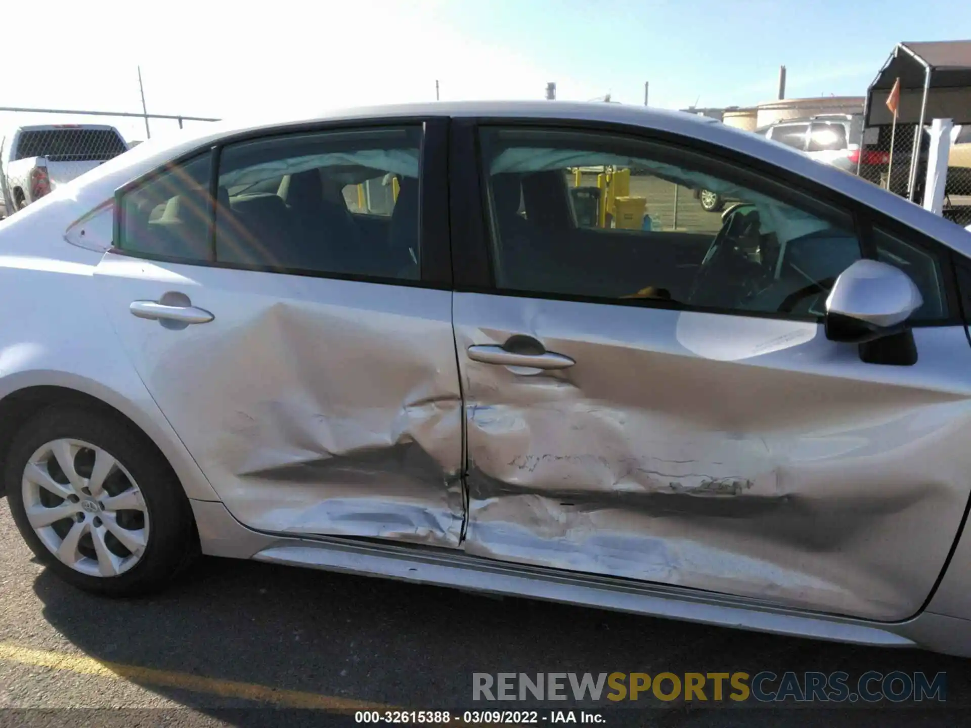 6 Photograph of a damaged car JTDEPRAE7LJ077897 TOYOTA COROLLA 2020