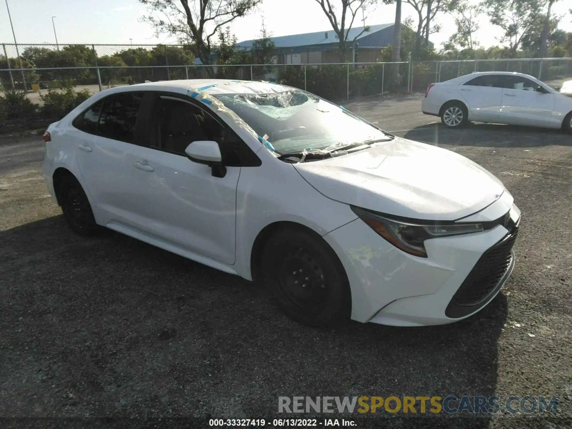 1 Photograph of a damaged car JTDEPRAE7LJ080198 TOYOTA COROLLA 2020