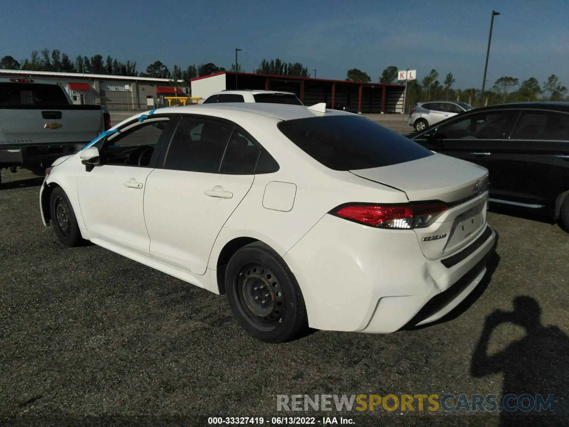 3 Photograph of a damaged car JTDEPRAE7LJ080198 TOYOTA COROLLA 2020