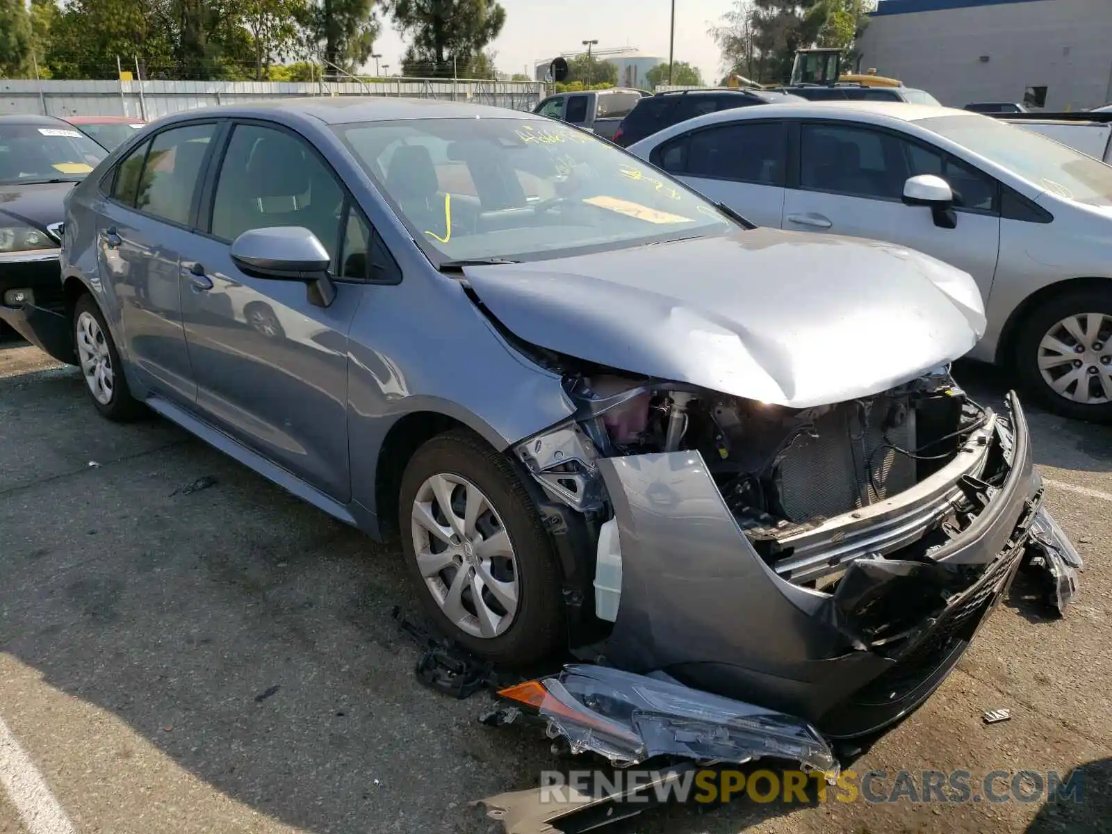 1 Photograph of a damaged car JTDEPRAE7LJ080783 TOYOTA COROLLA 2020