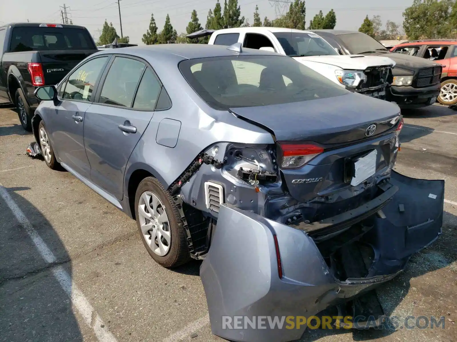 3 Photograph of a damaged car JTDEPRAE7LJ080783 TOYOTA COROLLA 2020