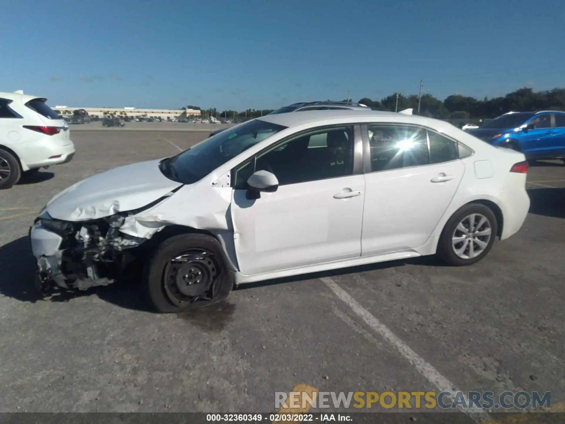 6 Photograph of a damaged car JTDEPRAE7LJ080802 TOYOTA COROLLA 2020