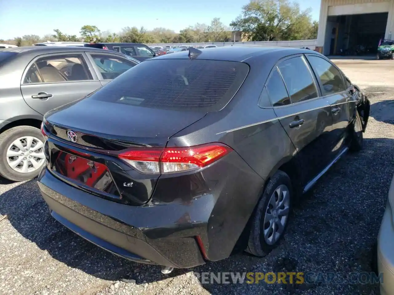 4 Photograph of a damaged car JTDEPRAE7LJ080959 TOYOTA COROLLA 2020