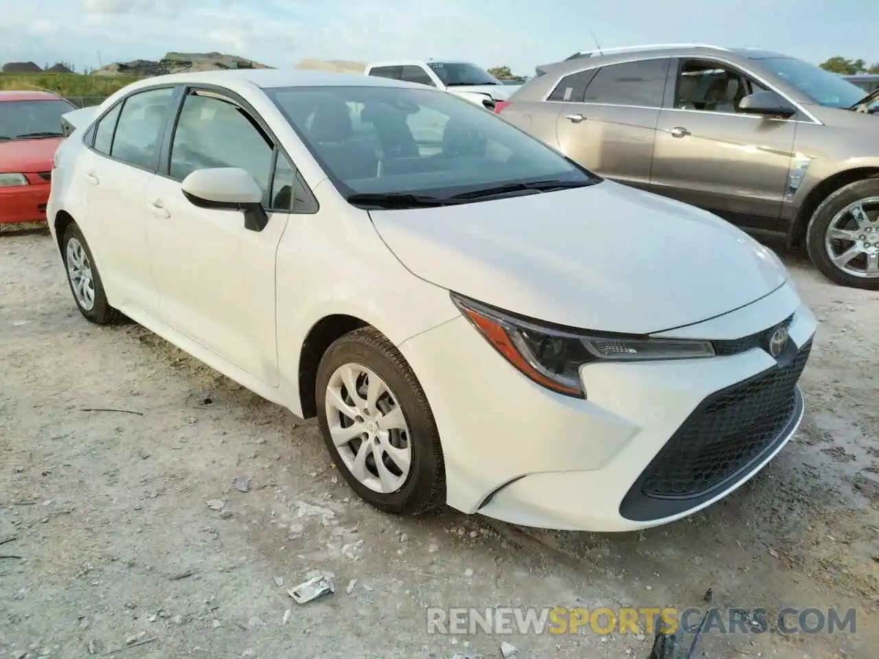 1 Photograph of a damaged car JTDEPRAE7LJ081349 TOYOTA COROLLA 2020