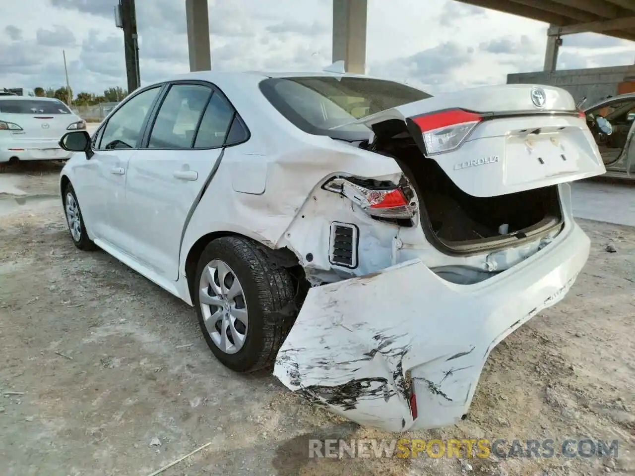 3 Photograph of a damaged car JTDEPRAE7LJ081349 TOYOTA COROLLA 2020