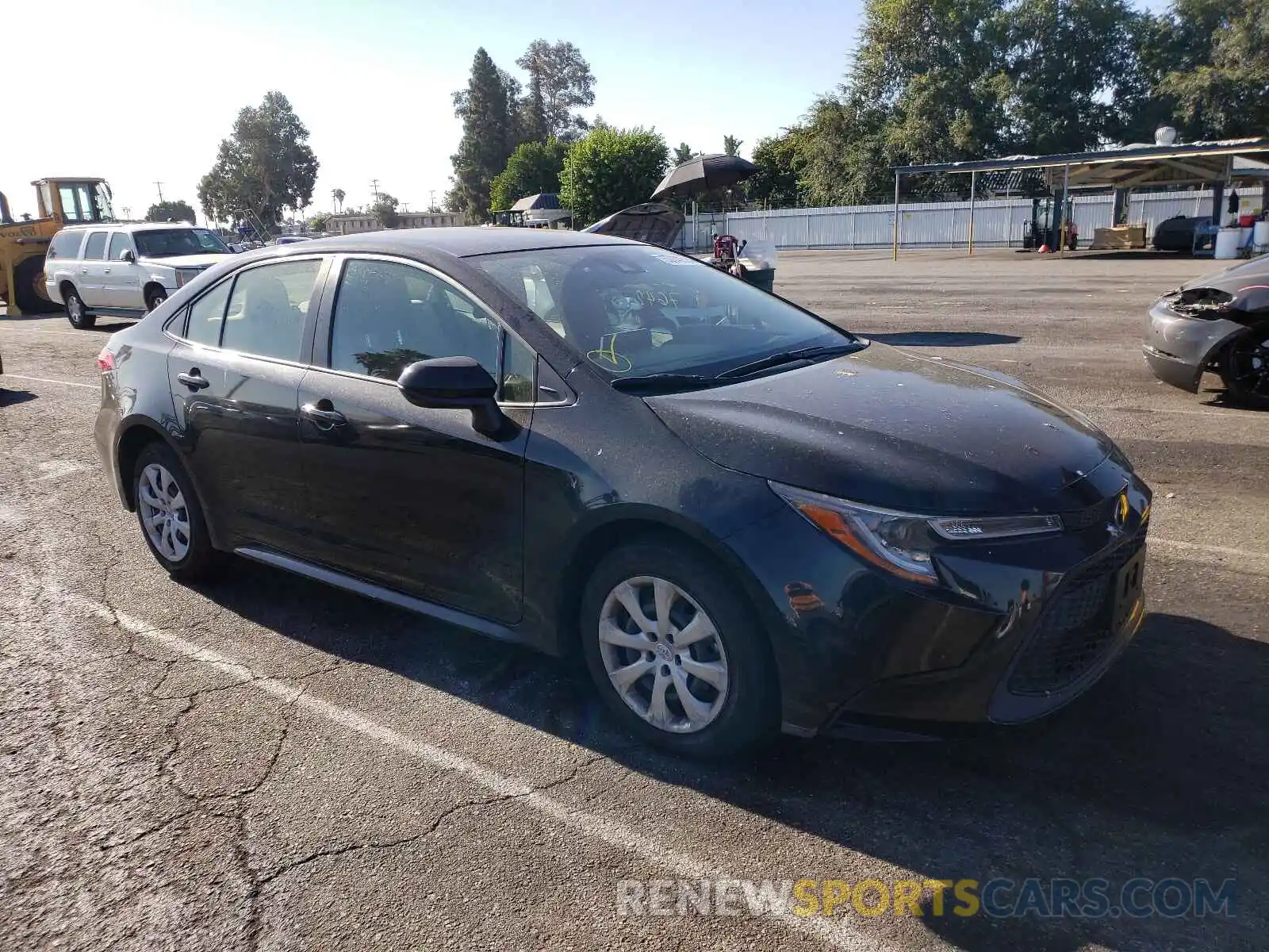 1 Photograph of a damaged car JTDEPRAE7LJ083473 TOYOTA COROLLA 2020