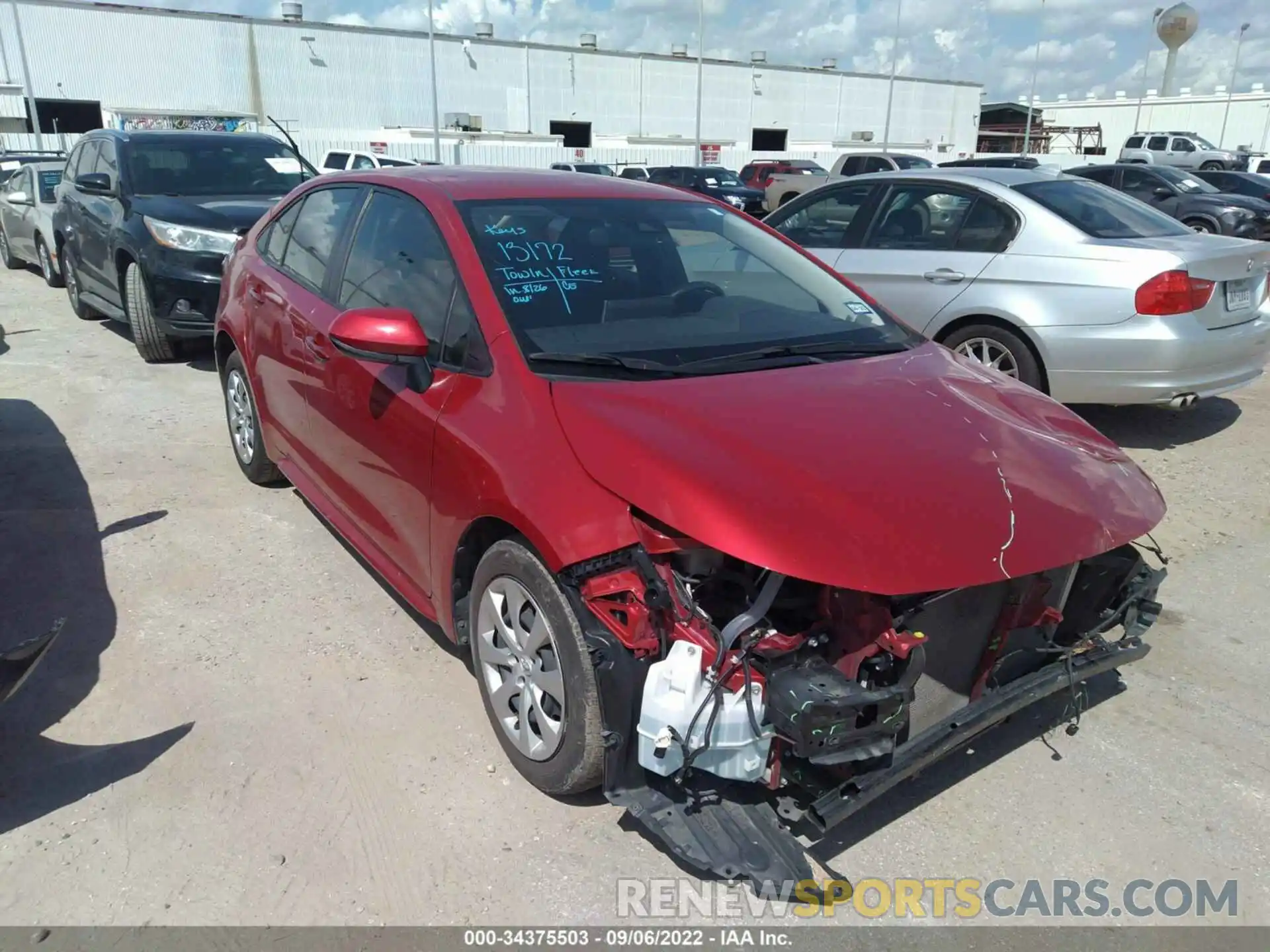 1 Photograph of a damaged car JTDEPRAE7LJ085269 TOYOTA COROLLA 2020