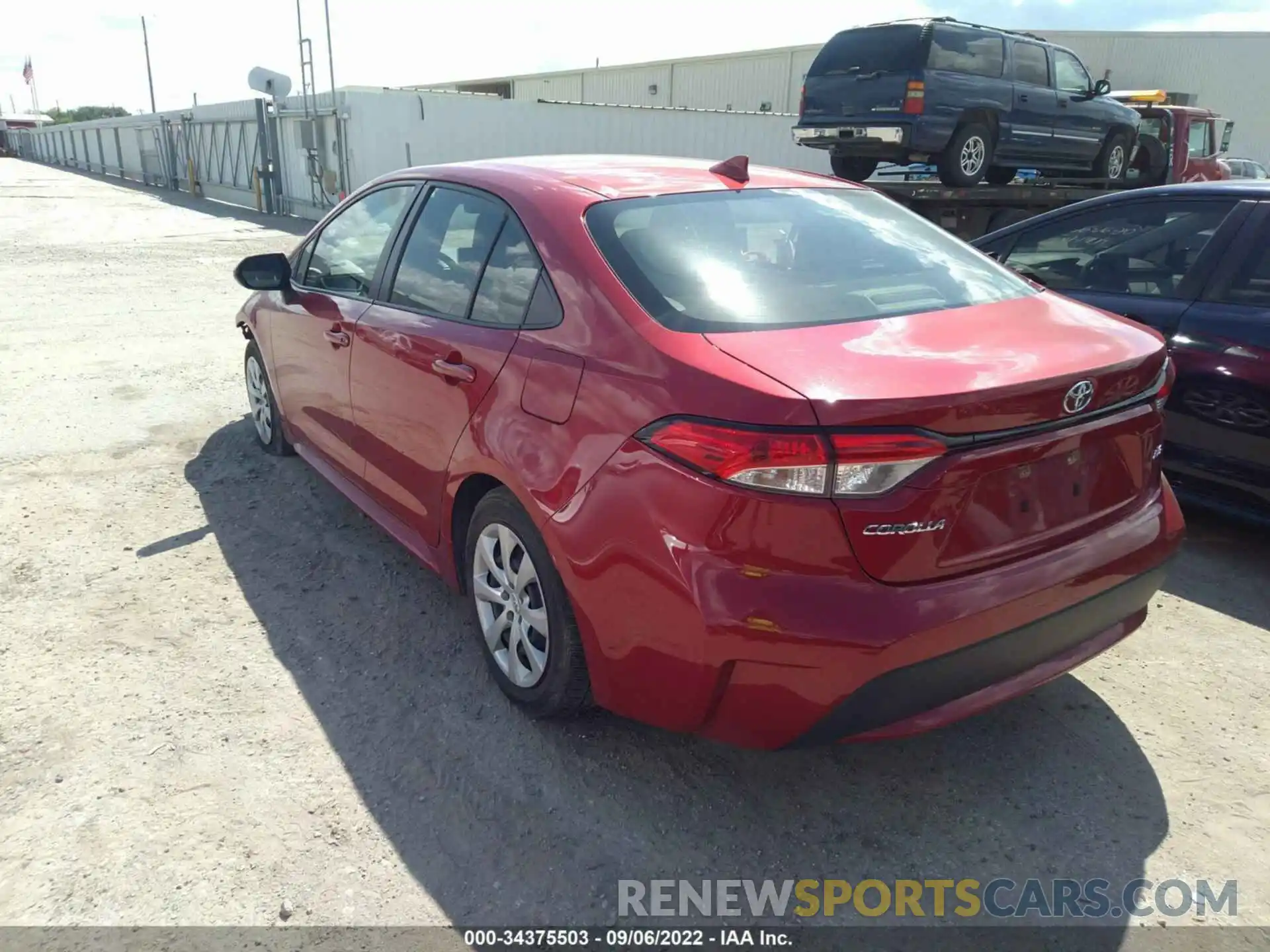 3 Photograph of a damaged car JTDEPRAE7LJ085269 TOYOTA COROLLA 2020