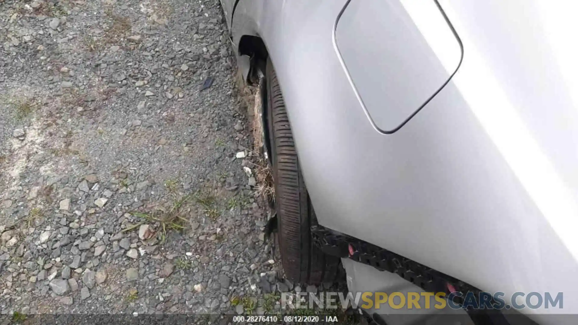 4 Photograph of a damaged car JTDEPRAE7LJ085353 TOYOTA COROLLA 2020