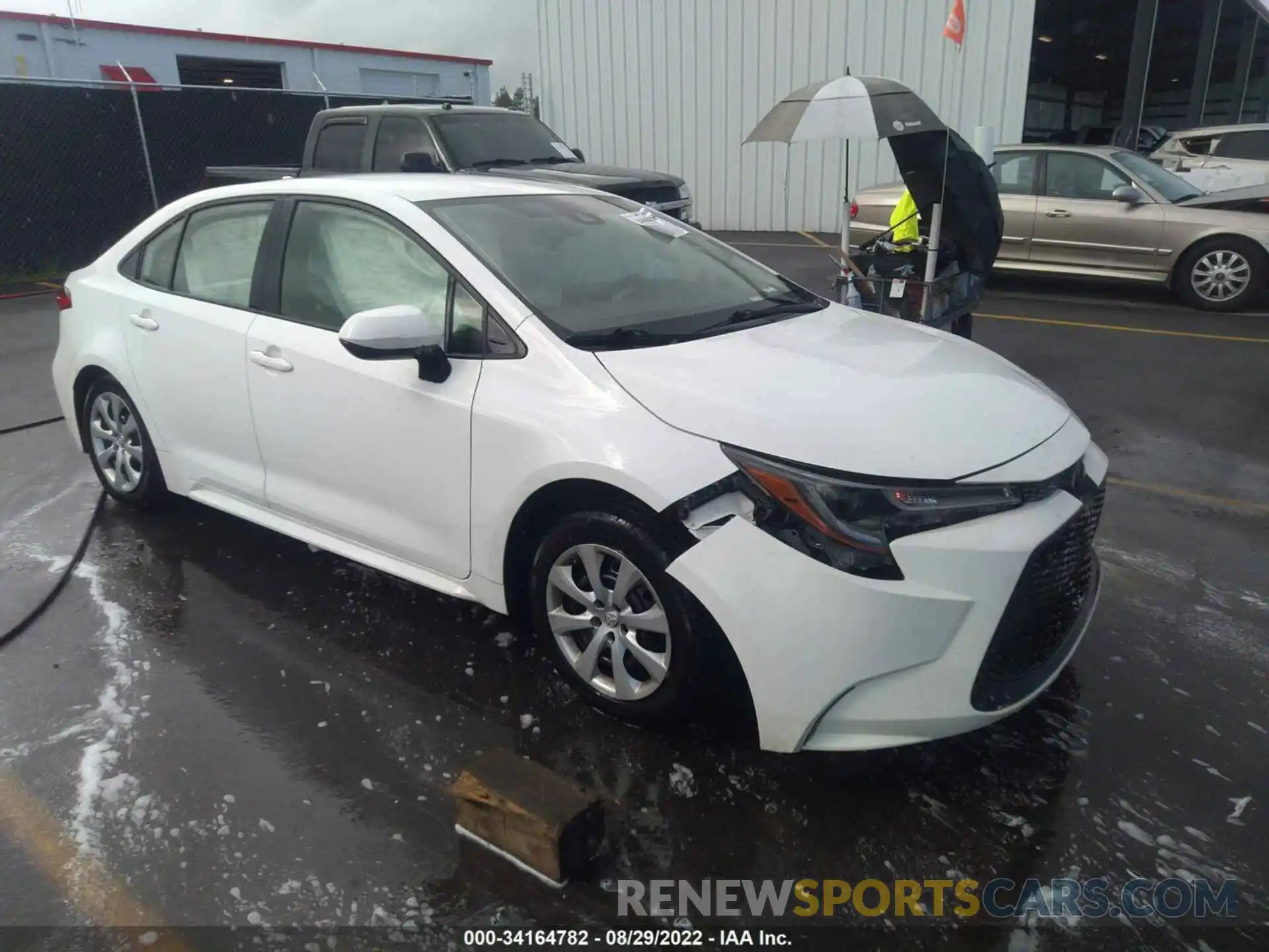 1 Photograph of a damaged car JTDEPRAE7LJ085756 TOYOTA COROLLA 2020