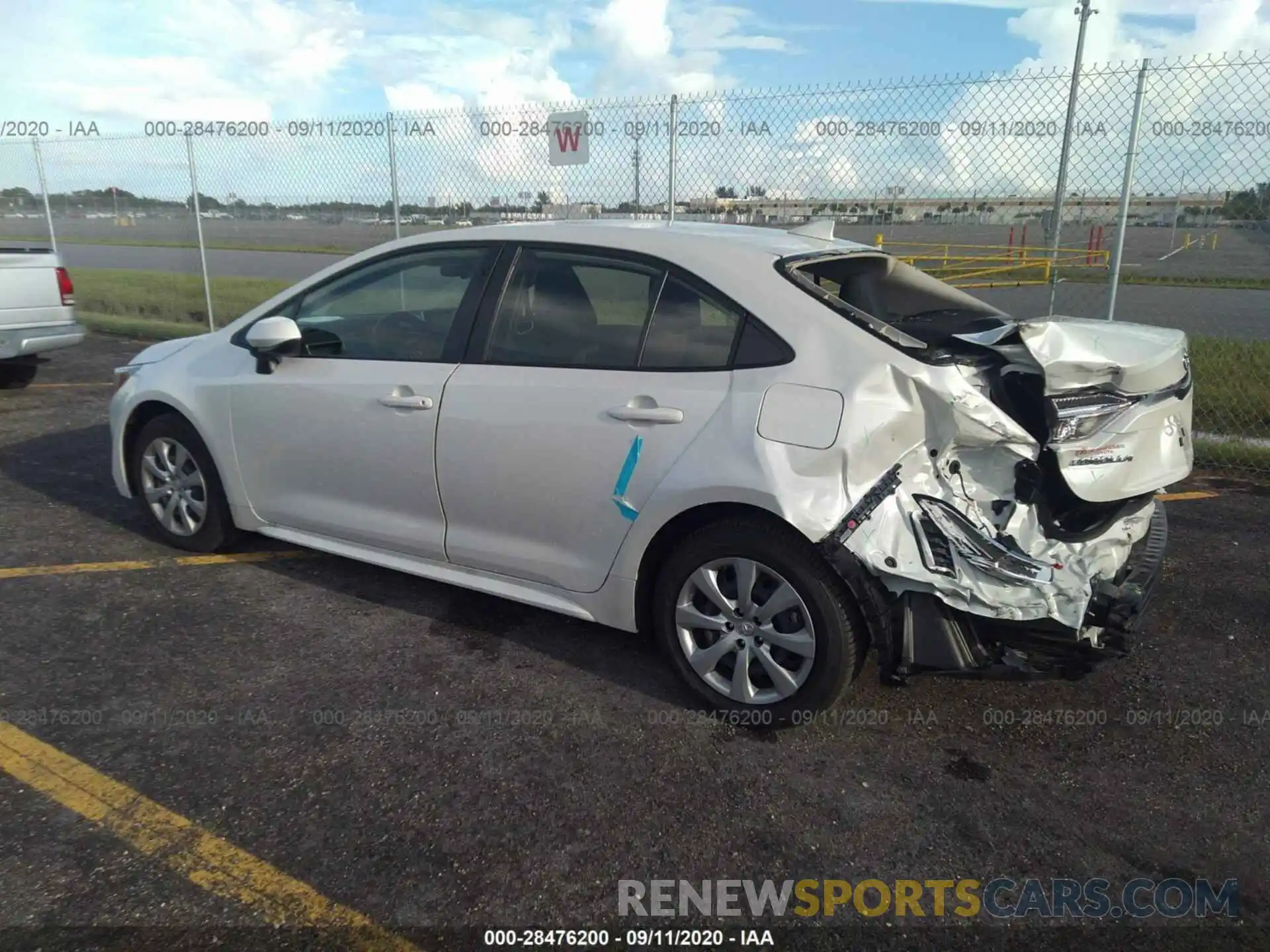 3 Photograph of a damaged car JTDEPRAE7LJ088219 TOYOTA COROLLA 2020