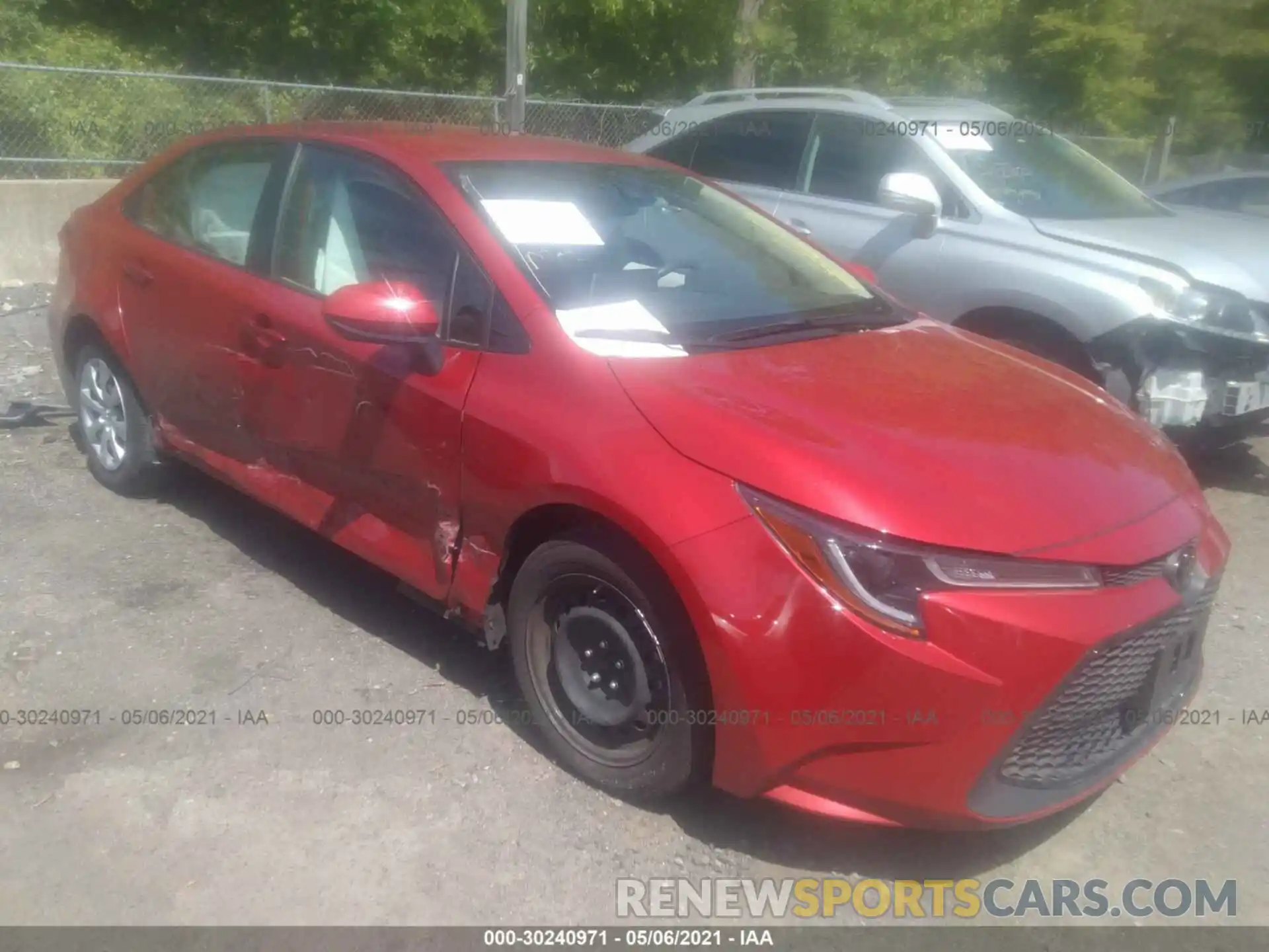 1 Photograph of a damaged car JTDEPRAE7LJ092755 TOYOTA COROLLA 2020