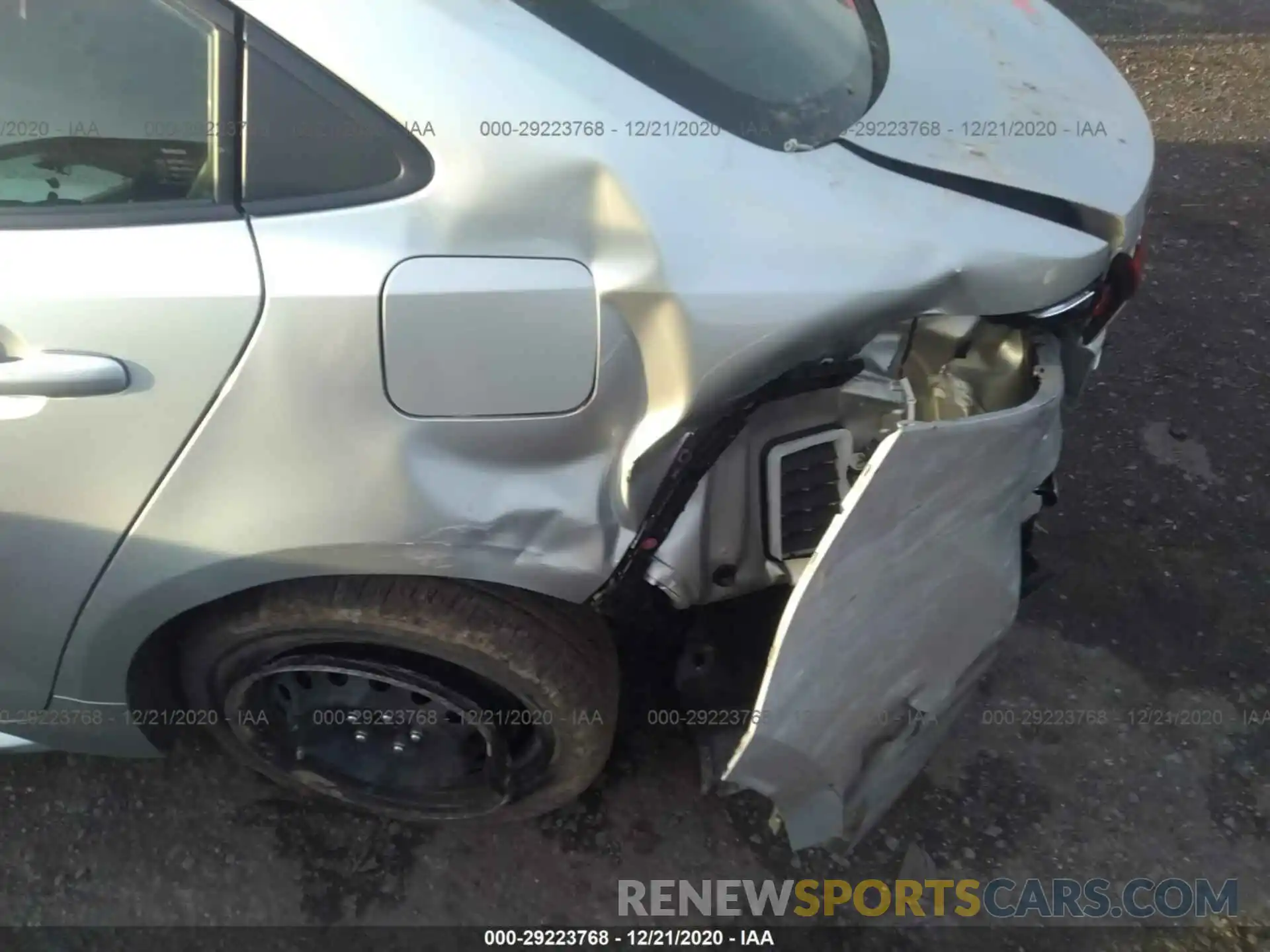 6 Photograph of a damaged car JTDEPRAE7LJ094750 TOYOTA COROLLA 2020