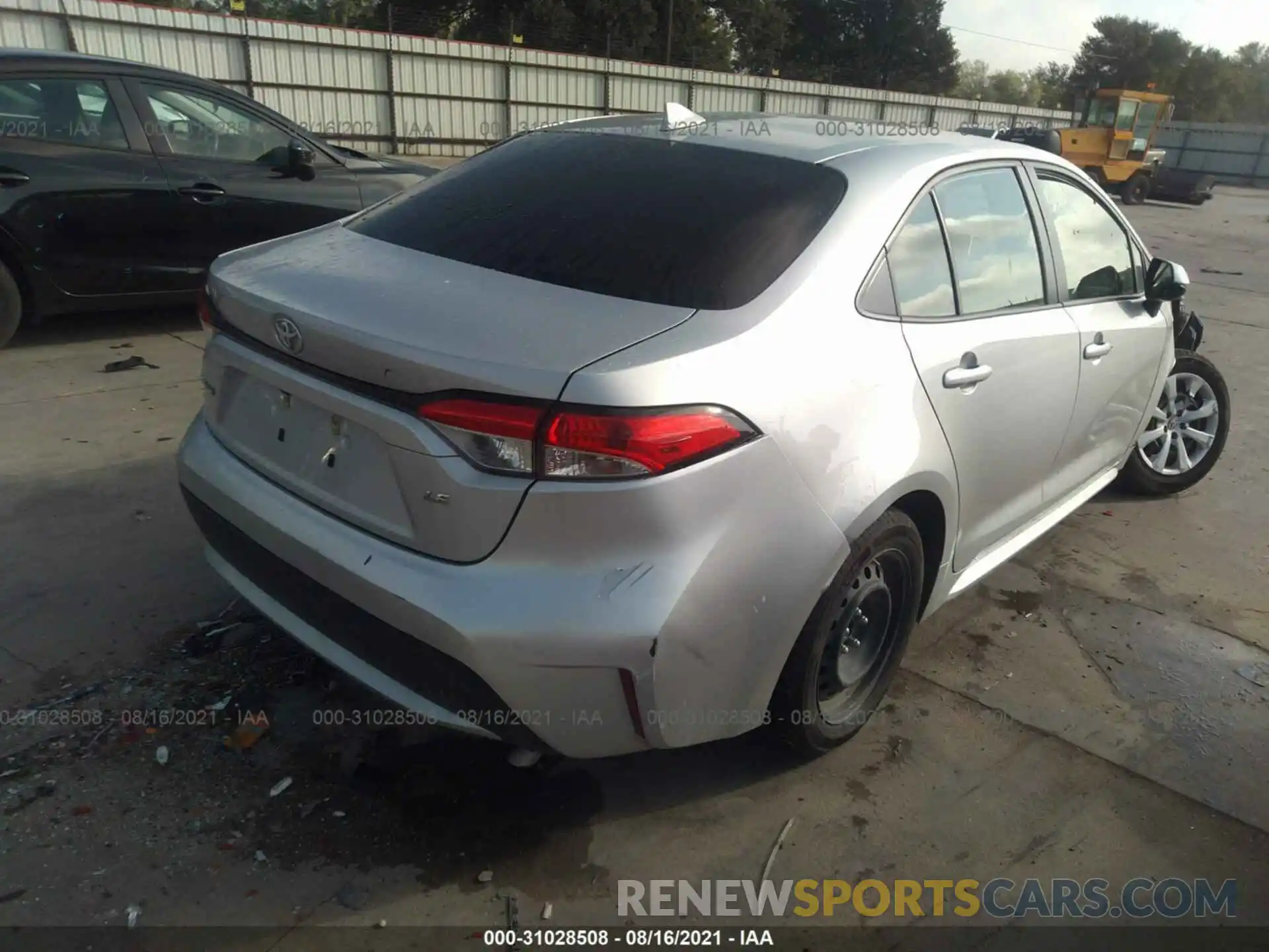 4 Photograph of a damaged car JTDEPRAE7LJ094764 TOYOTA COROLLA 2020