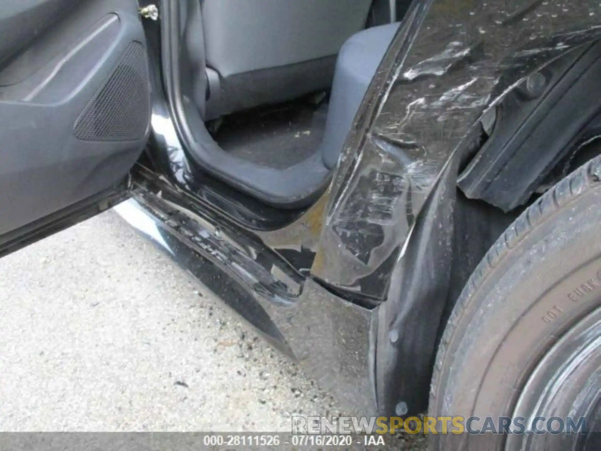 10 Photograph of a damaged car JTDEPRAE7LJ096501 TOYOTA COROLLA 2020