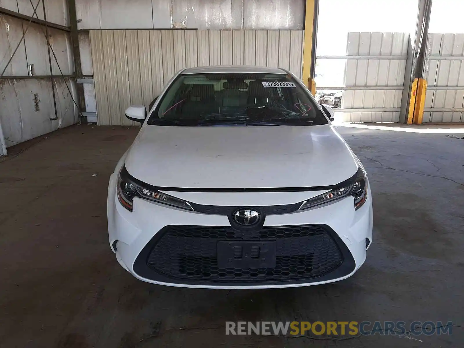 9 Photograph of a damaged car JTDEPRAE7LJ096725 TOYOTA COROLLA 2020