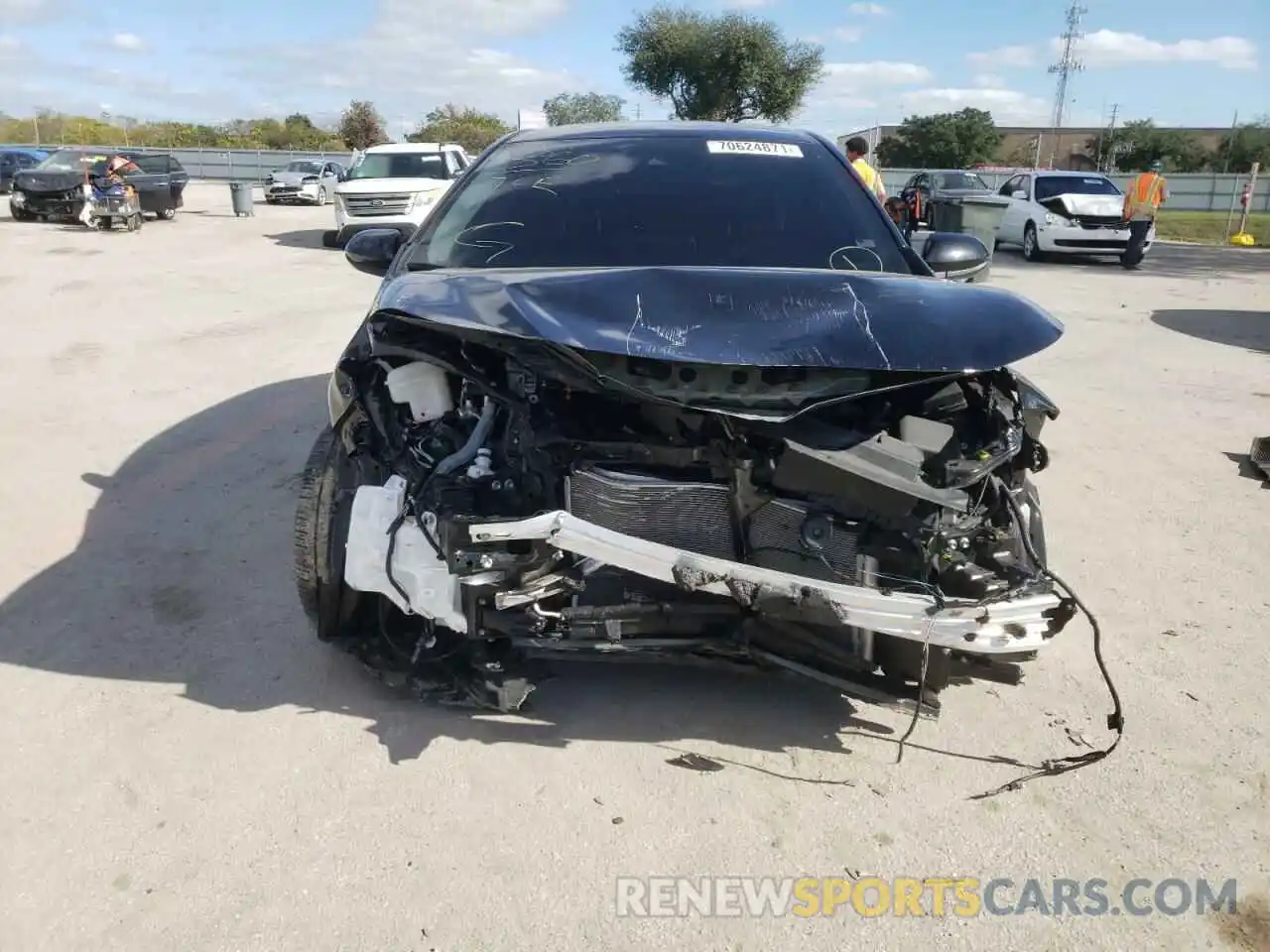 9 Photograph of a damaged car JTDEPRAE7LJ097051 TOYOTA COROLLA 2020