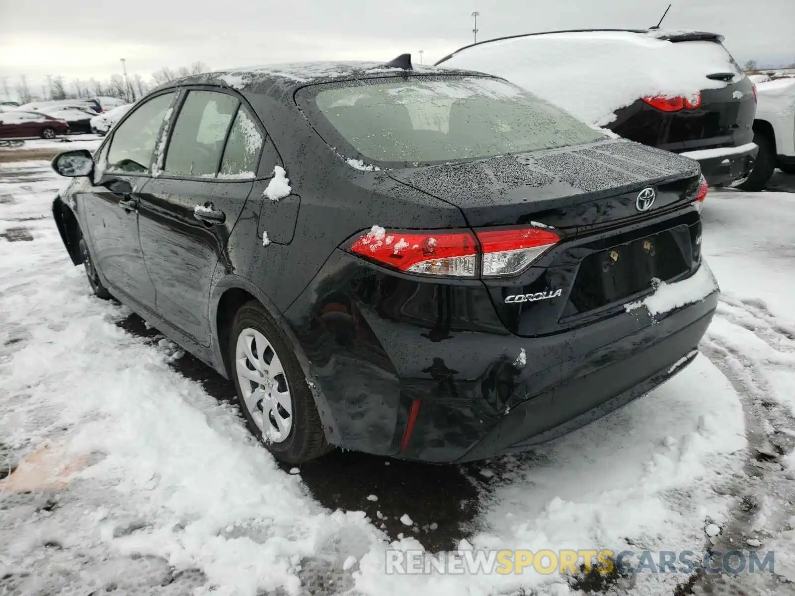 3 Photograph of a damaged car JTDEPRAE7LJ097714 TOYOTA COROLLA 2020