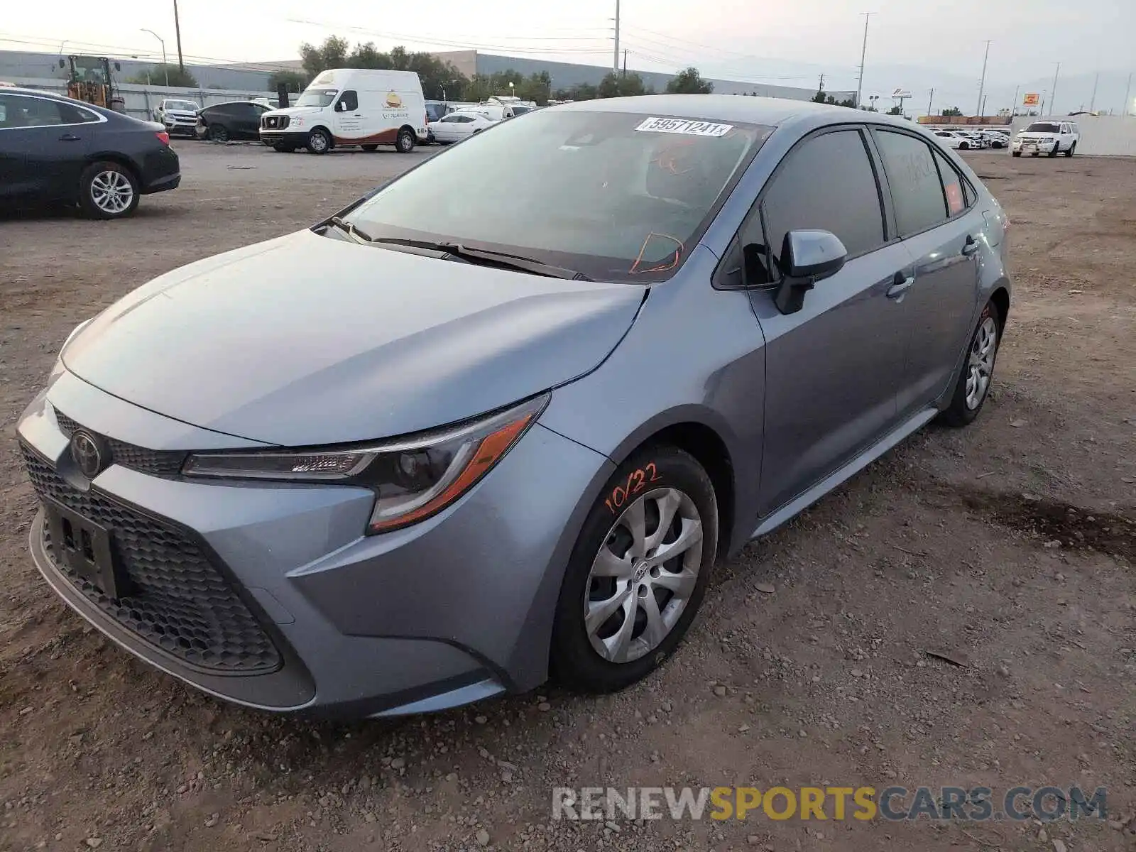 2 Photograph of a damaged car JTDEPRAE7LJ099561 TOYOTA COROLLA 2020