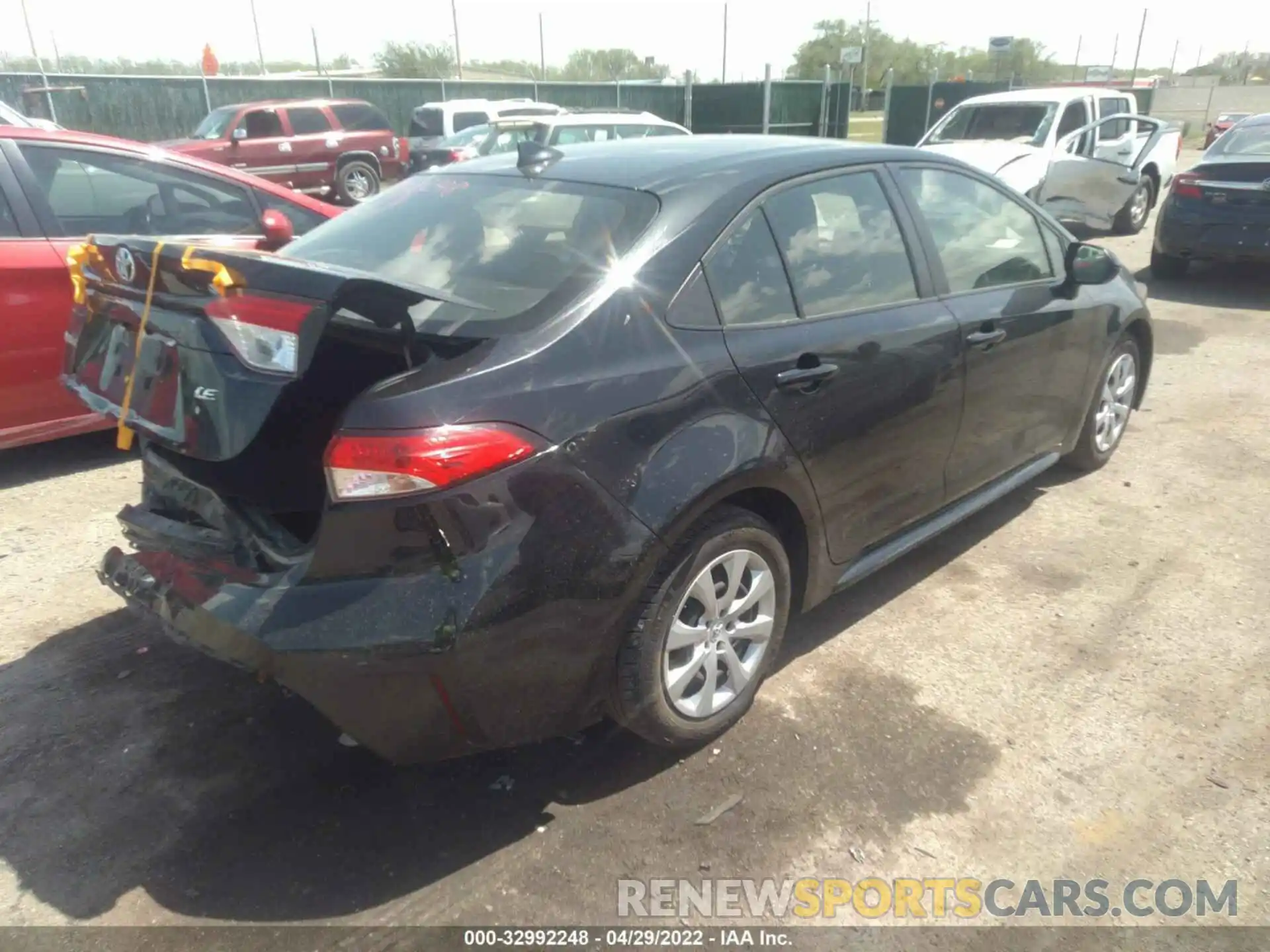 4 Photograph of a damaged car JTDEPRAE7LJ101146 TOYOTA COROLLA 2020