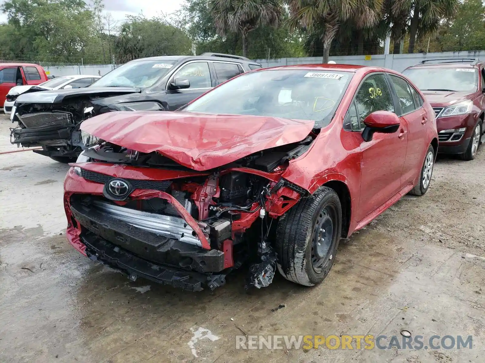 2 Photograph of a damaged car JTDEPRAE7LJ101499 TOYOTA COROLLA 2020