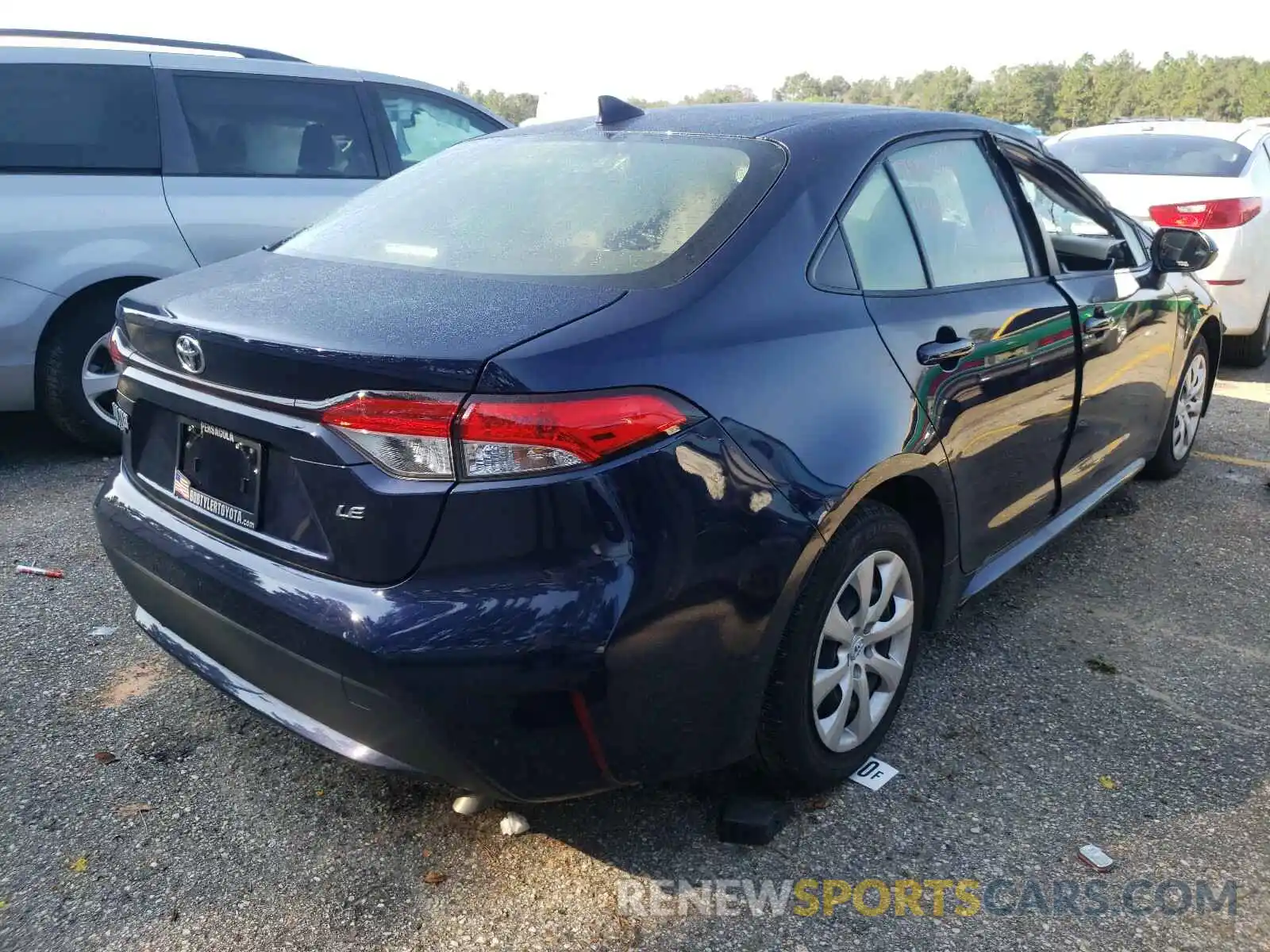 4 Photograph of a damaged car JTDEPRAE7LJ102524 TOYOTA COROLLA 2020