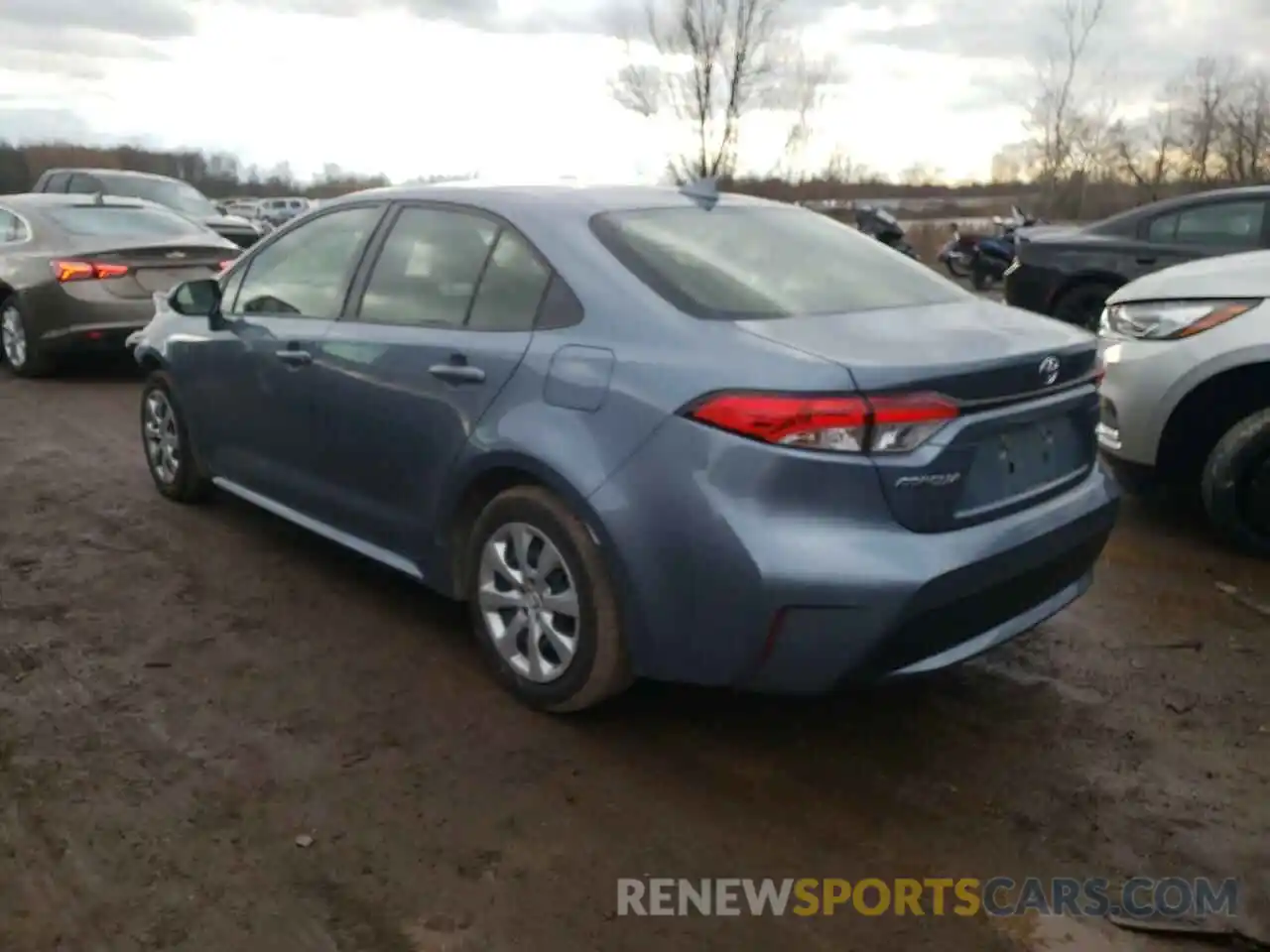 3 Photograph of a damaged car JTDEPRAE7LJ102751 TOYOTA COROLLA 2020