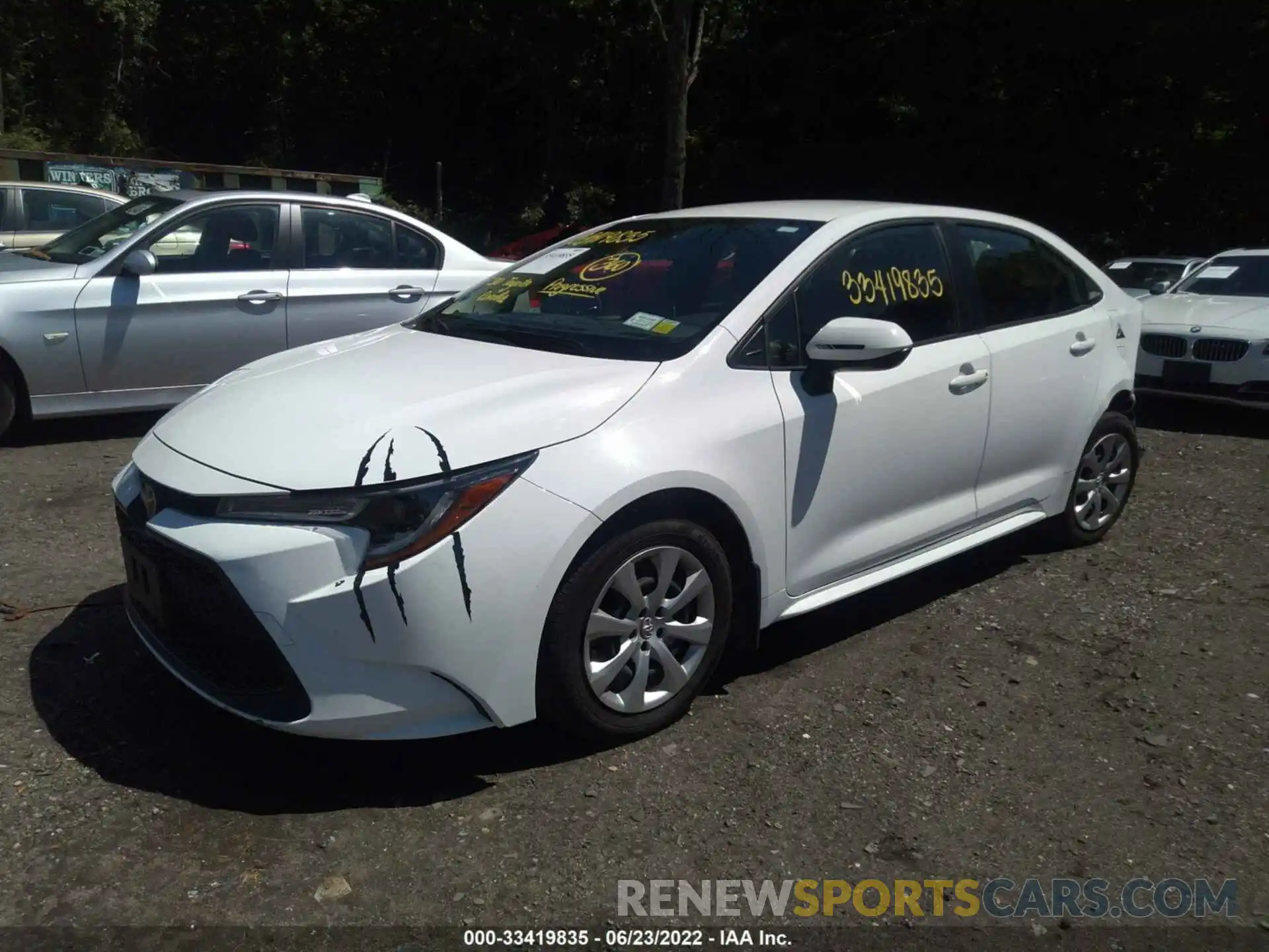 2 Photograph of a damaged car JTDEPRAE7LJ104905 TOYOTA COROLLA 2020