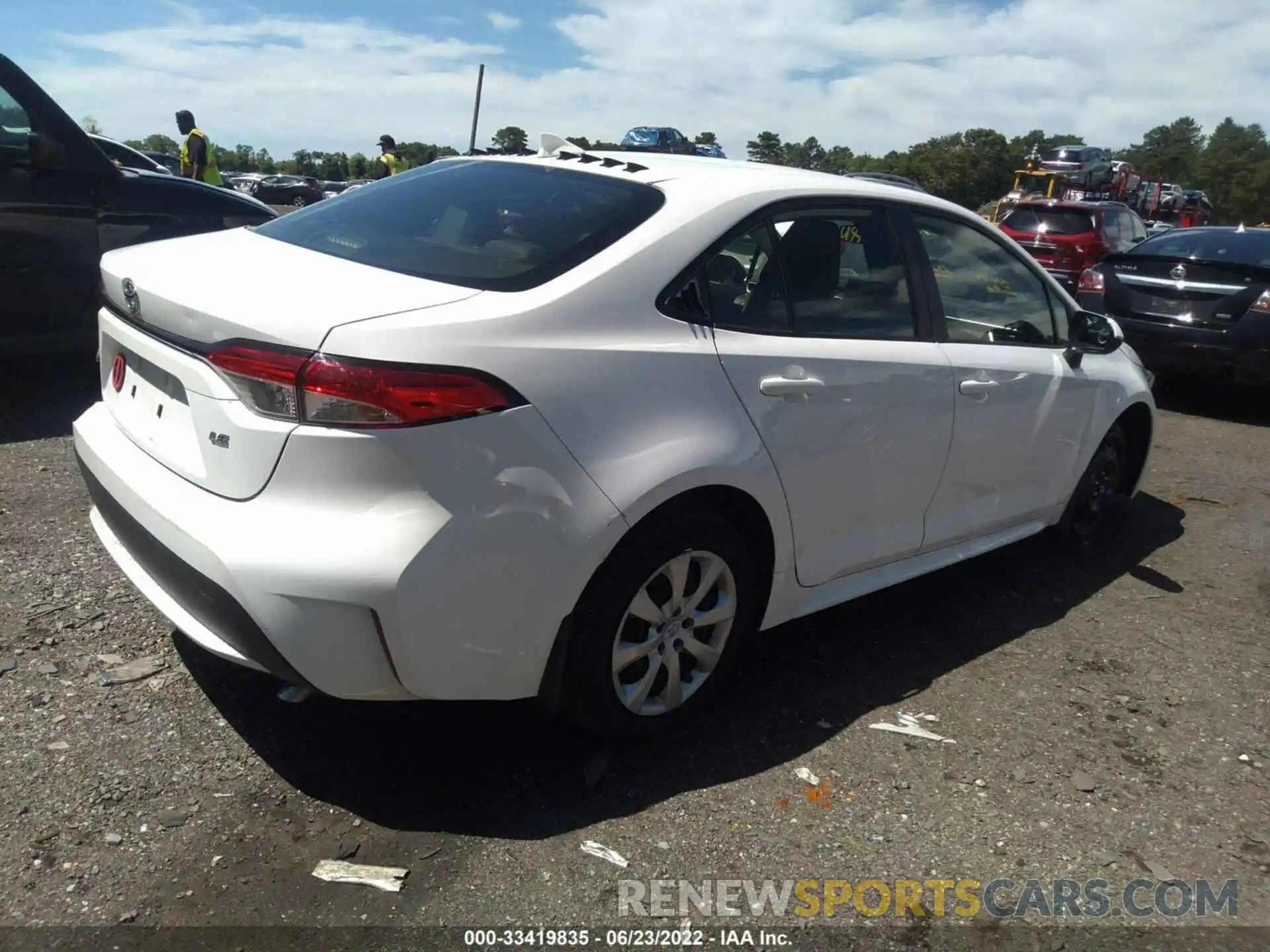 4 Photograph of a damaged car JTDEPRAE7LJ104905 TOYOTA COROLLA 2020