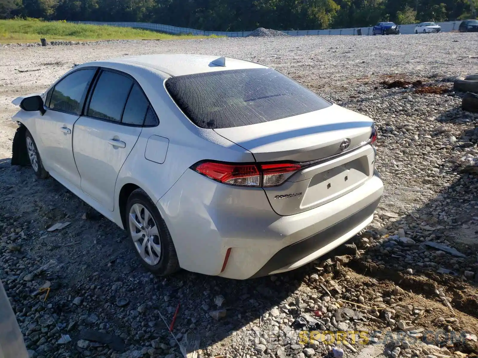 3 Photograph of a damaged car JTDEPRAE7LJ108243 TOYOTA COROLLA 2020