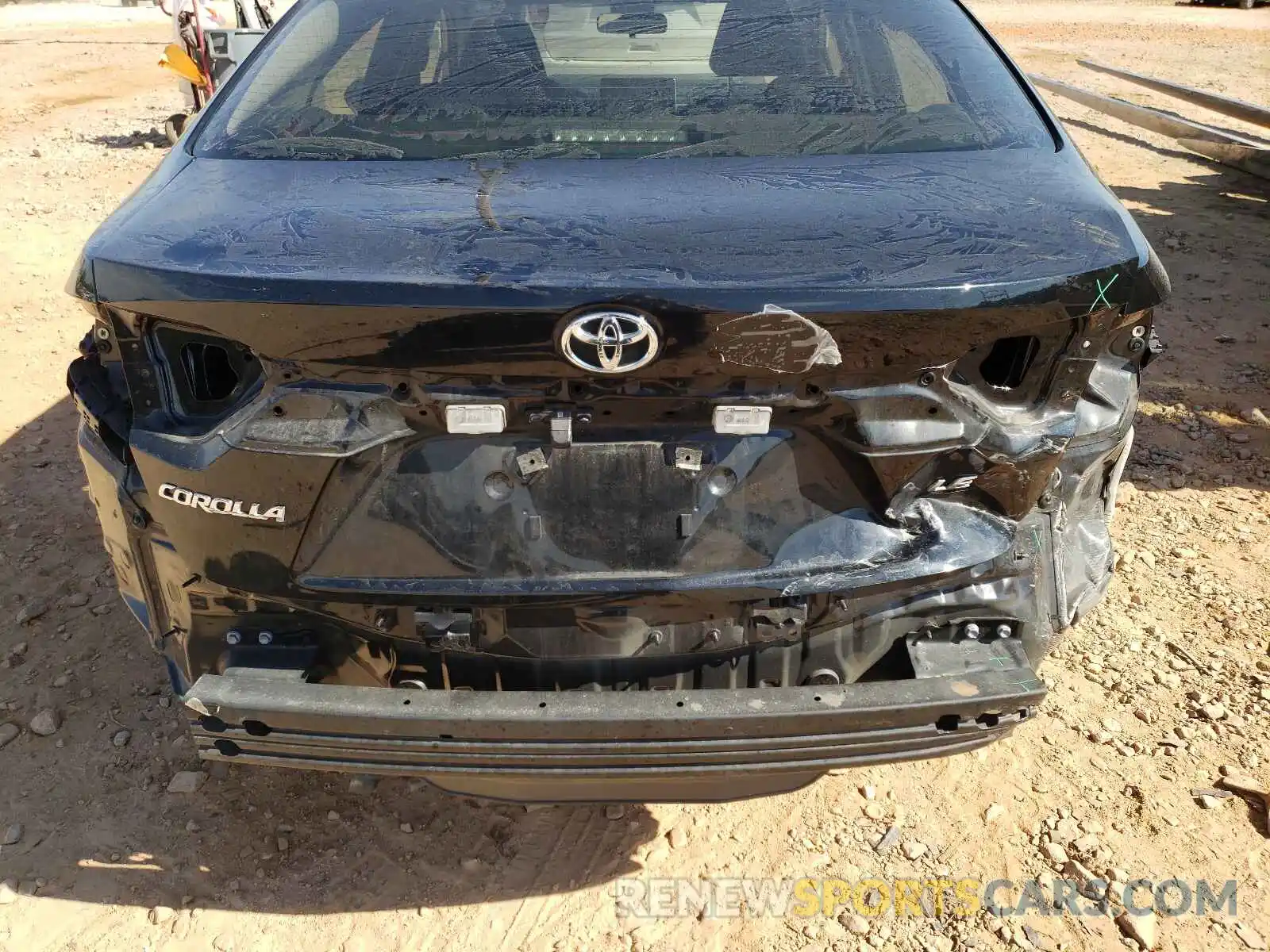 9 Photograph of a damaged car JTDEPRAE7LJ108601 TOYOTA COROLLA 2020