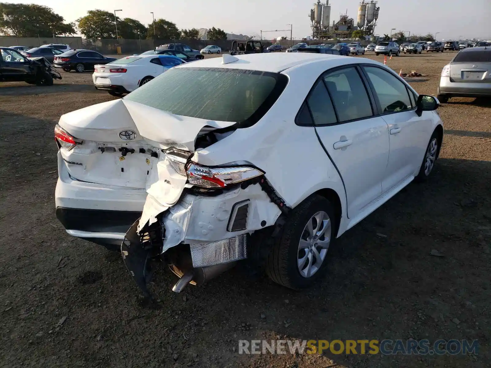 4 Photograph of a damaged car JTDEPRAE7LJ108775 TOYOTA COROLLA 2020