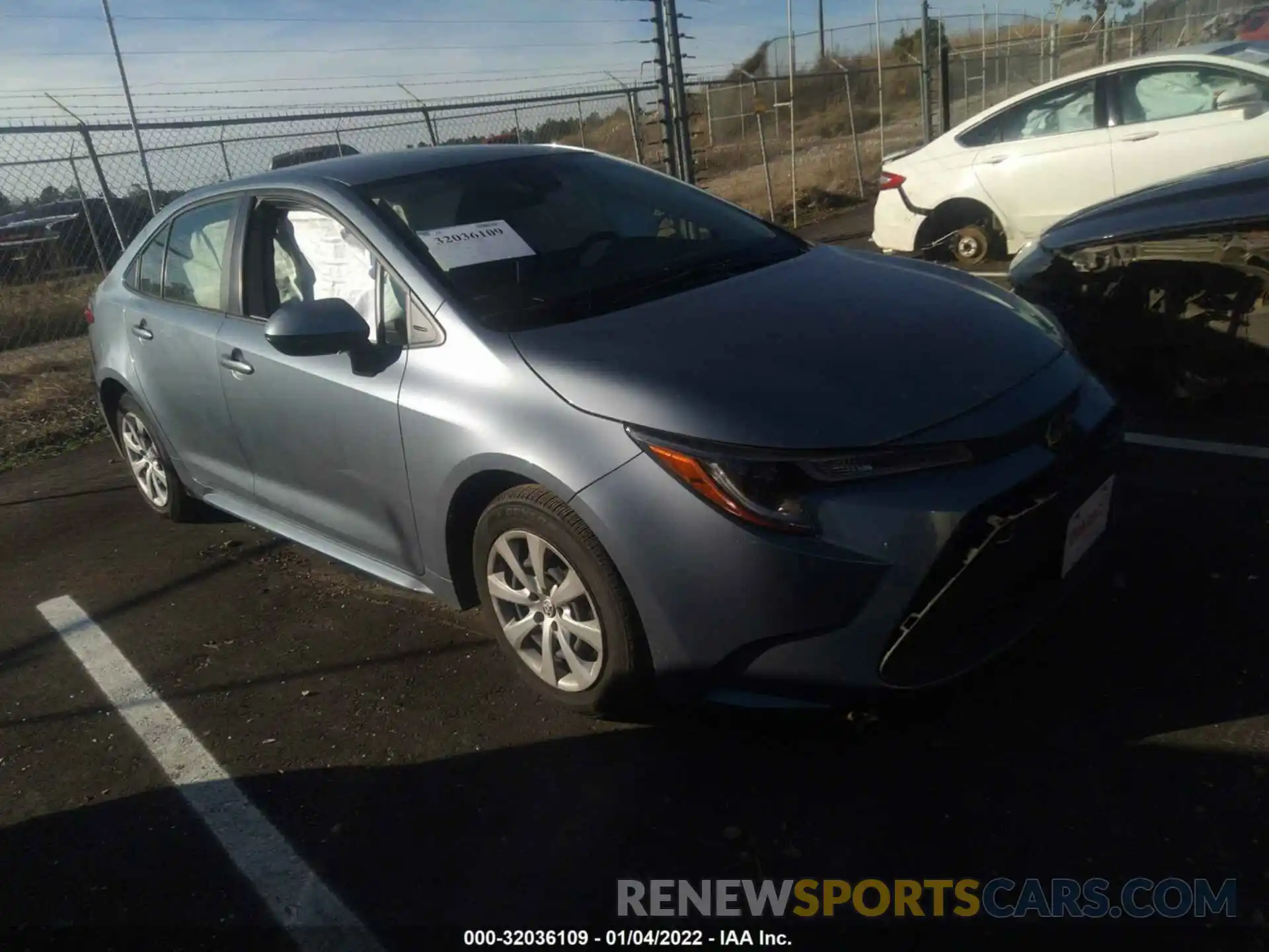 1 Photograph of a damaged car JTDEPRAE7LJ109893 TOYOTA COROLLA 2020