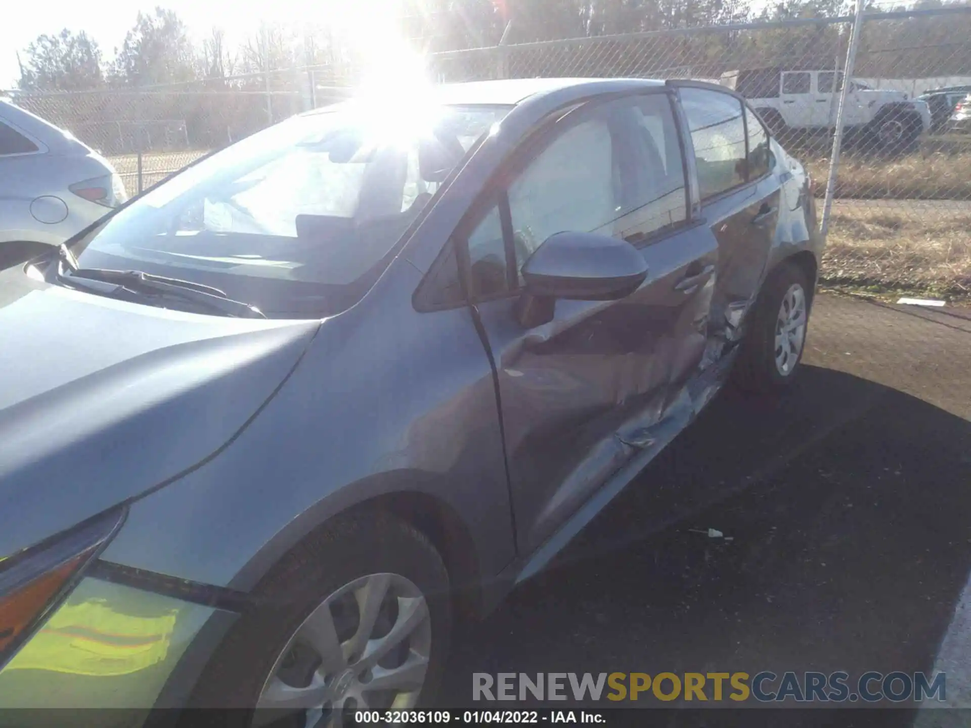 6 Photograph of a damaged car JTDEPRAE7LJ109893 TOYOTA COROLLA 2020