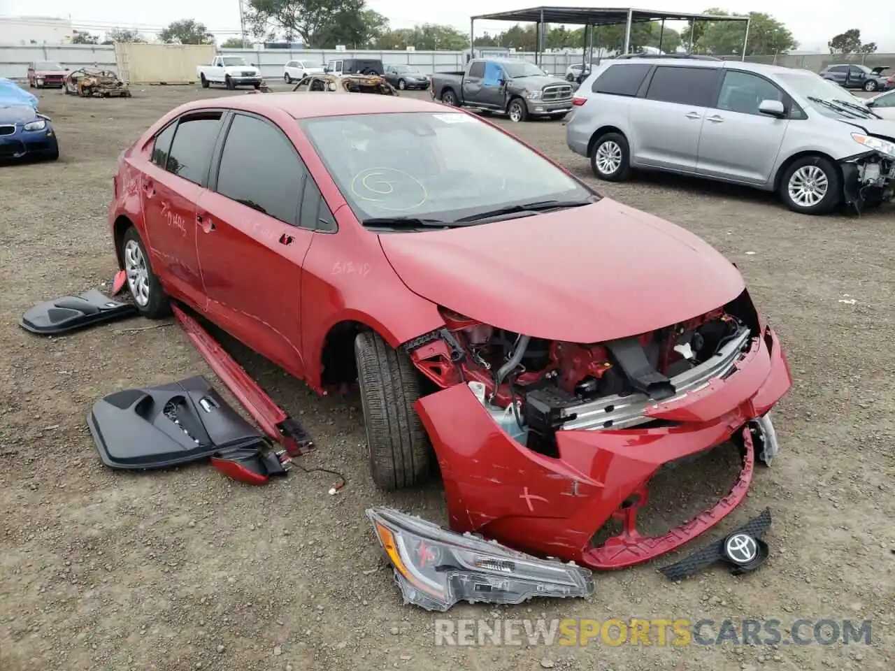 1 Photograph of a damaged car JTDEPRAE7LJ110509 TOYOTA COROLLA 2020