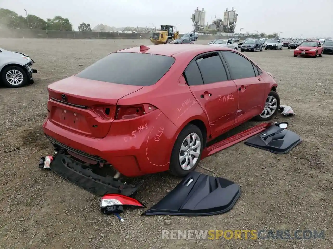 4 Photograph of a damaged car JTDEPRAE7LJ110509 TOYOTA COROLLA 2020