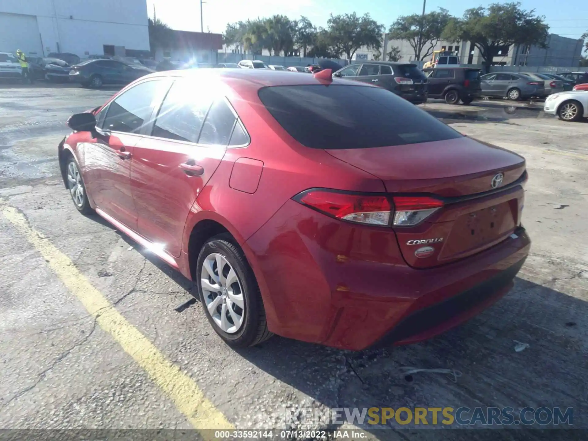 3 Photograph of a damaged car JTDEPRAE7LJ110722 TOYOTA COROLLA 2020