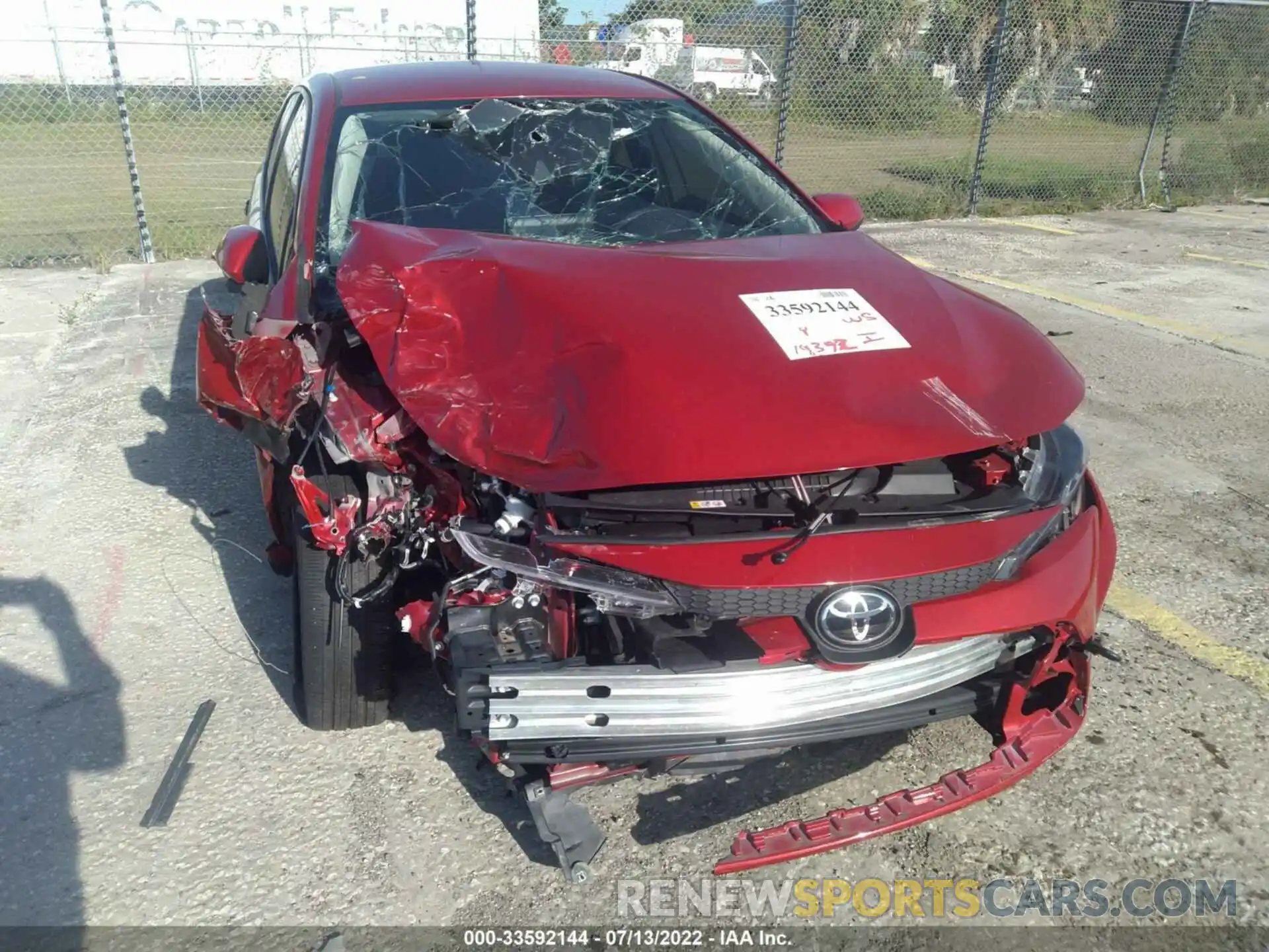 6 Photograph of a damaged car JTDEPRAE7LJ110722 TOYOTA COROLLA 2020