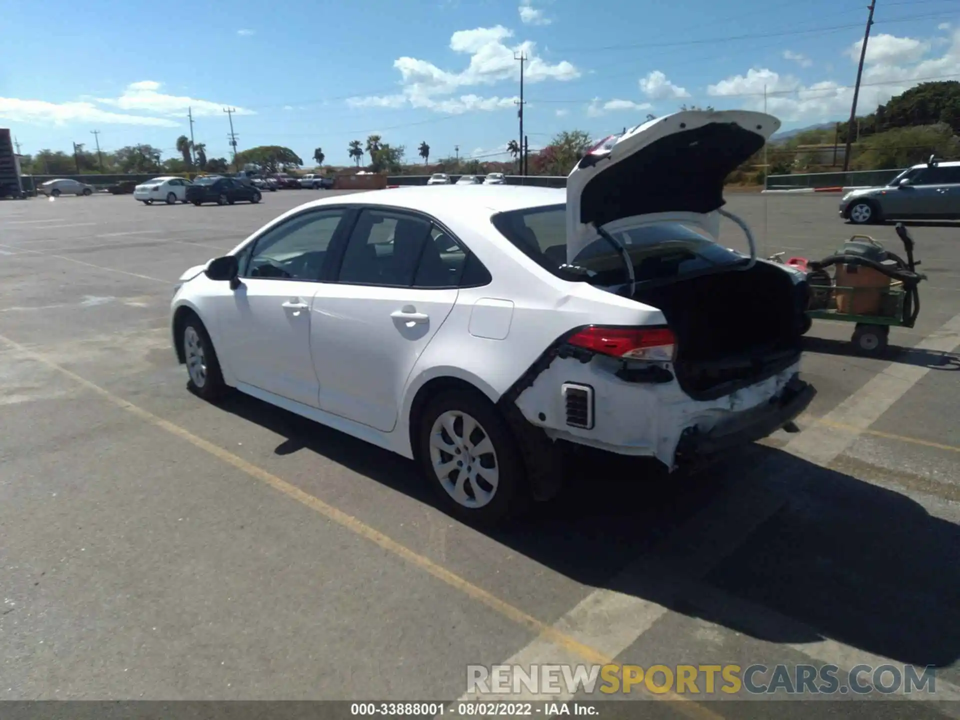 3 Photograph of a damaged car JTDEPRAE7LJ111319 TOYOTA COROLLA 2020