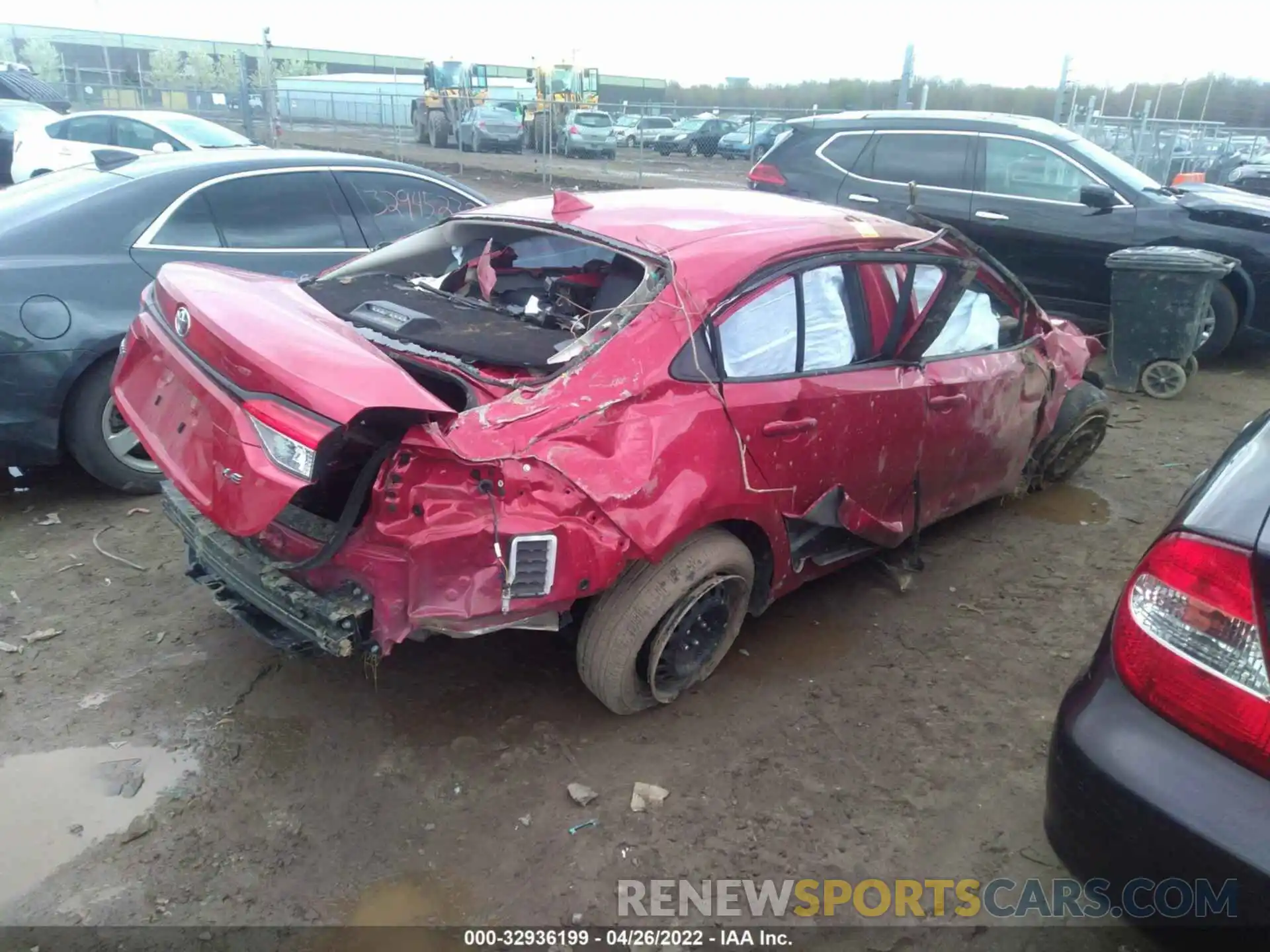 4 Photograph of a damaged car JTDEPRAE7LJ112325 TOYOTA COROLLA 2020