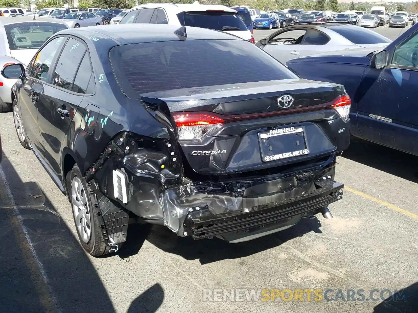 3 Photograph of a damaged car JTDEPRAE7LJ112650 TOYOTA COROLLA 2020