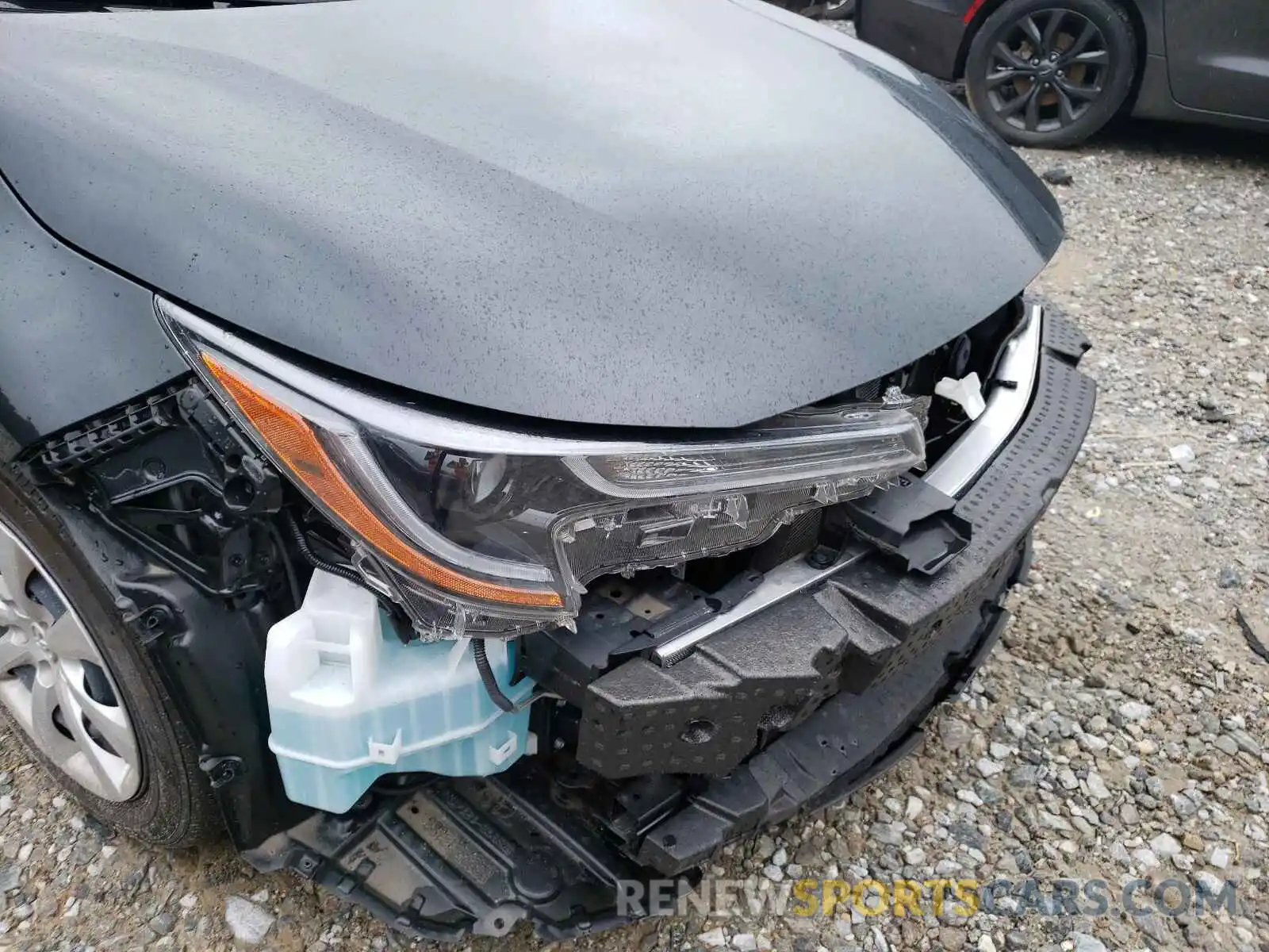 9 Photograph of a damaged car JTDEPRAE7LJ112714 TOYOTA COROLLA 2020