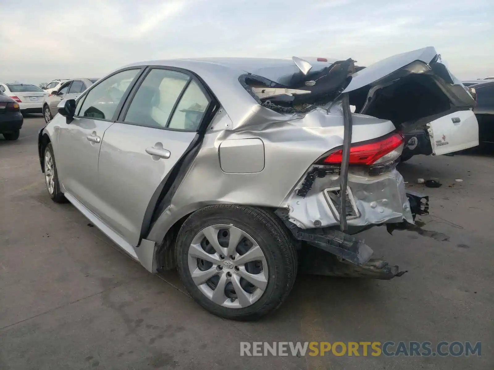 3 Photograph of a damaged car JTDEPRAE7LJ113118 TOYOTA COROLLA 2020