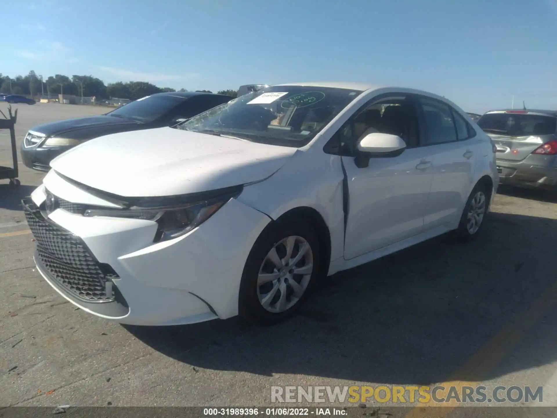 2 Photograph of a damaged car JTDEPRAE7LJ113328 TOYOTA COROLLA 2020