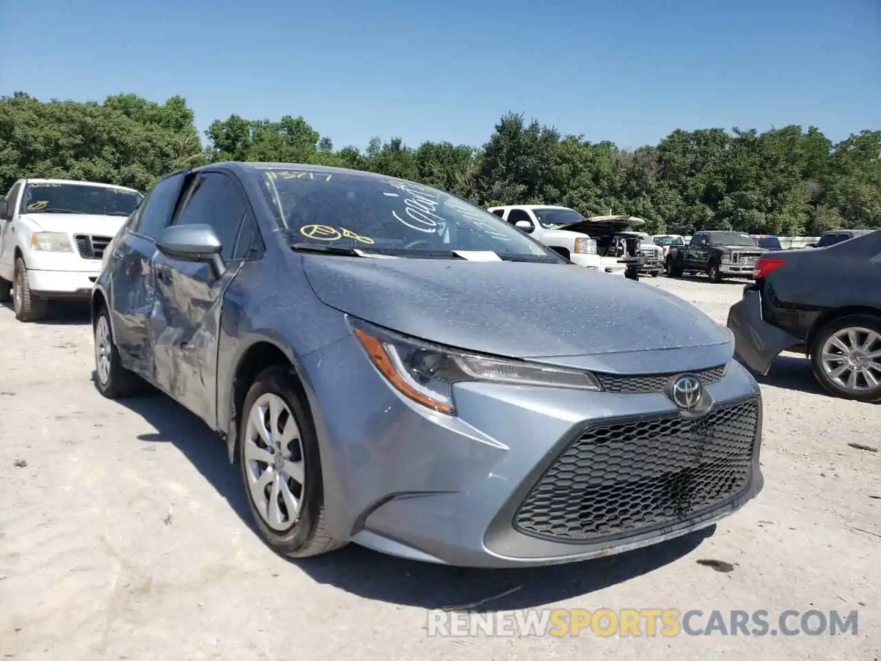 1 Photograph of a damaged car JTDEPRAE7LJ113717 TOYOTA COROLLA 2020