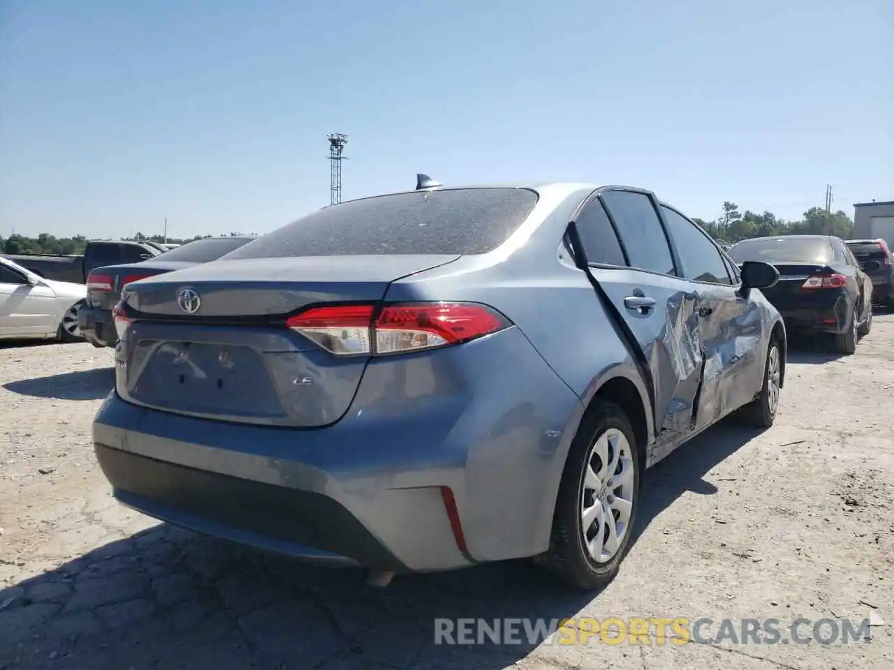 4 Photograph of a damaged car JTDEPRAE7LJ113717 TOYOTA COROLLA 2020