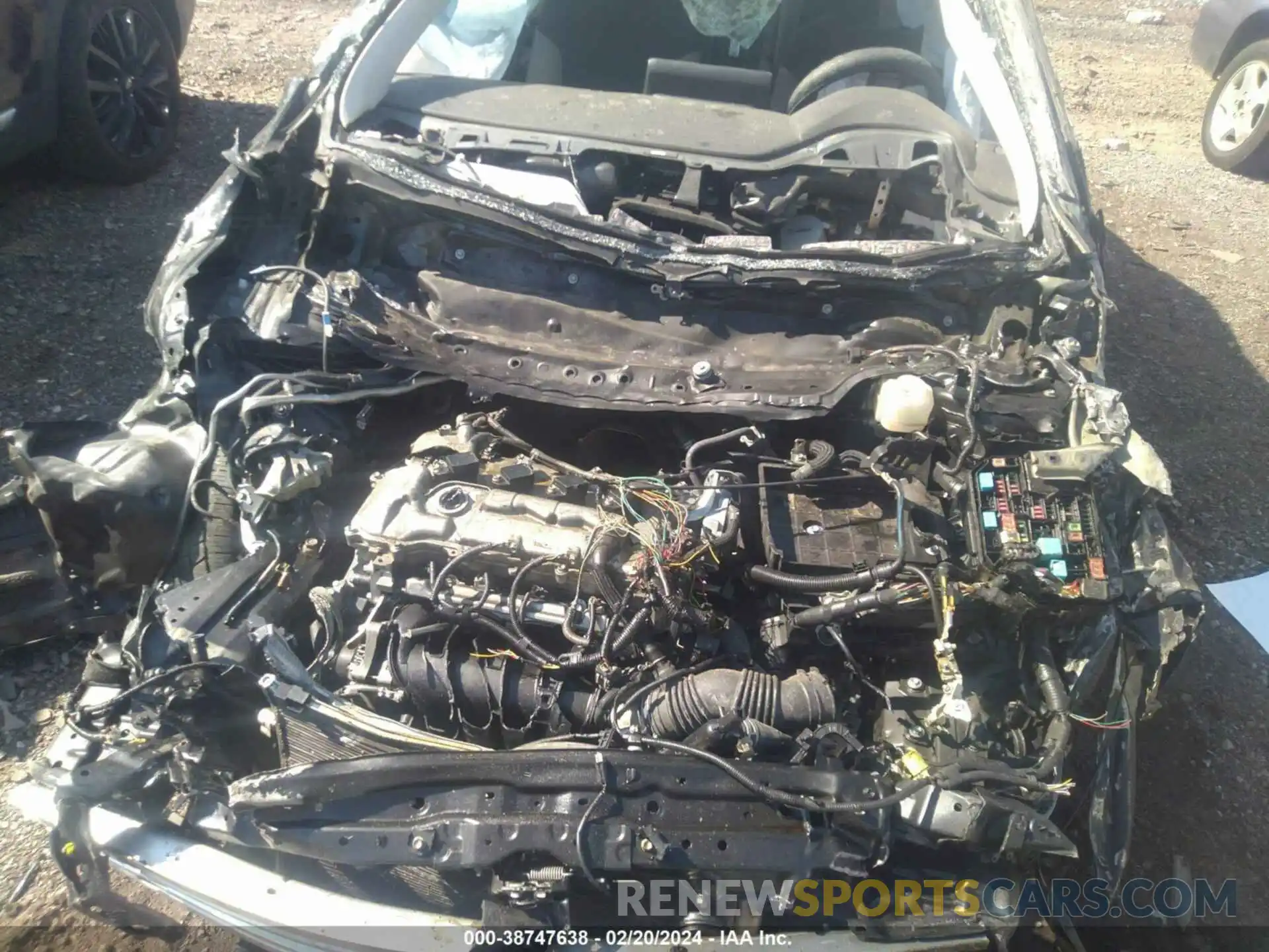 10 Photograph of a damaged car JTDEPRAE7LJ113846 TOYOTA COROLLA 2020