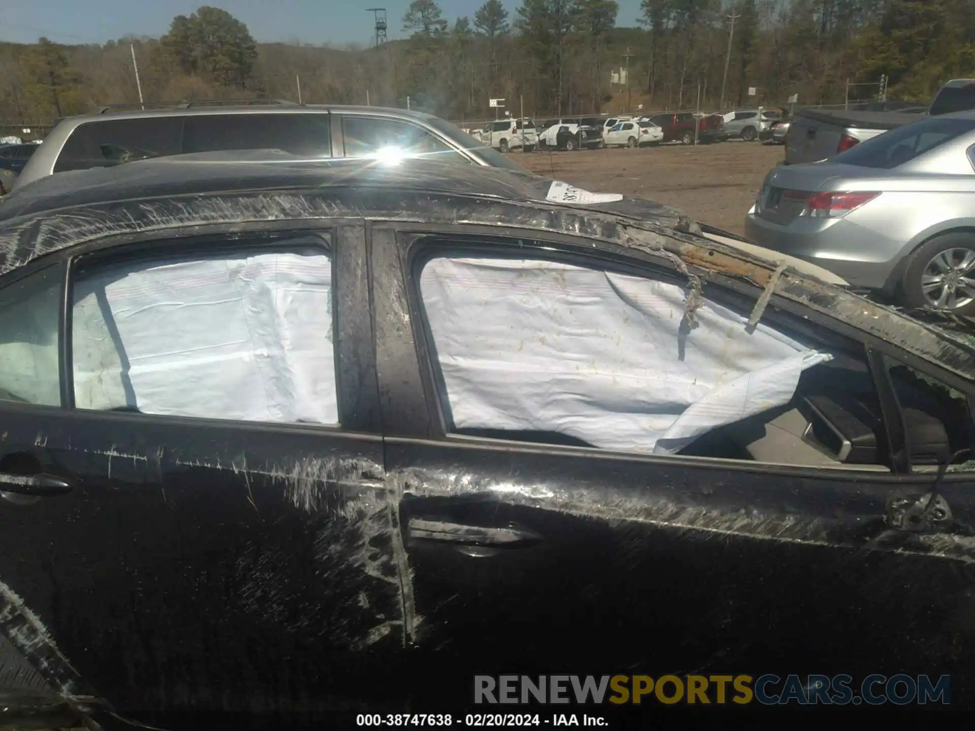 13 Photograph of a damaged car JTDEPRAE7LJ113846 TOYOTA COROLLA 2020